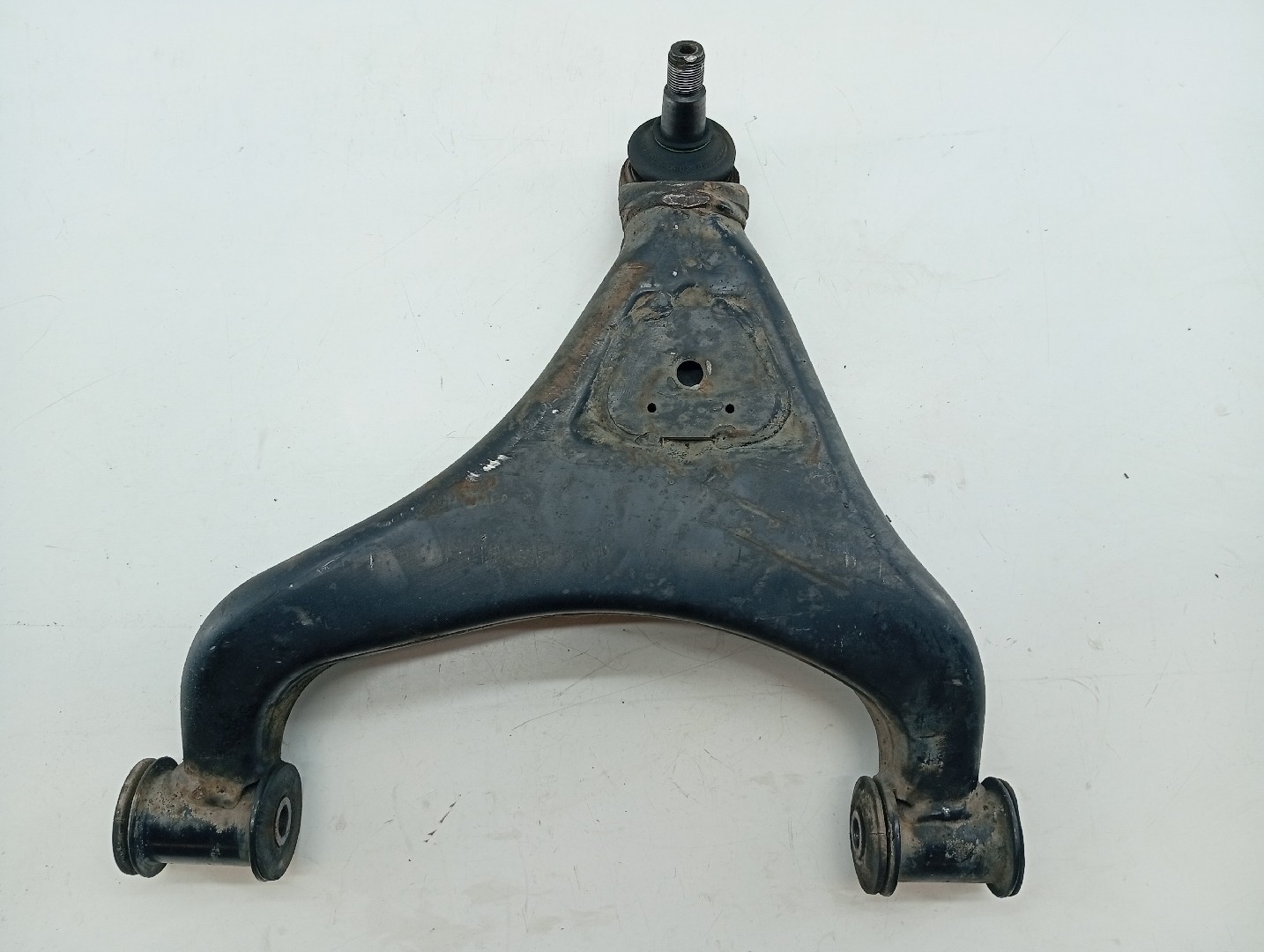 Braço de suspensão frente esquerdo MERCEDES-BENZ SPRINTER 3-t Caixa (903) | 95 - 06