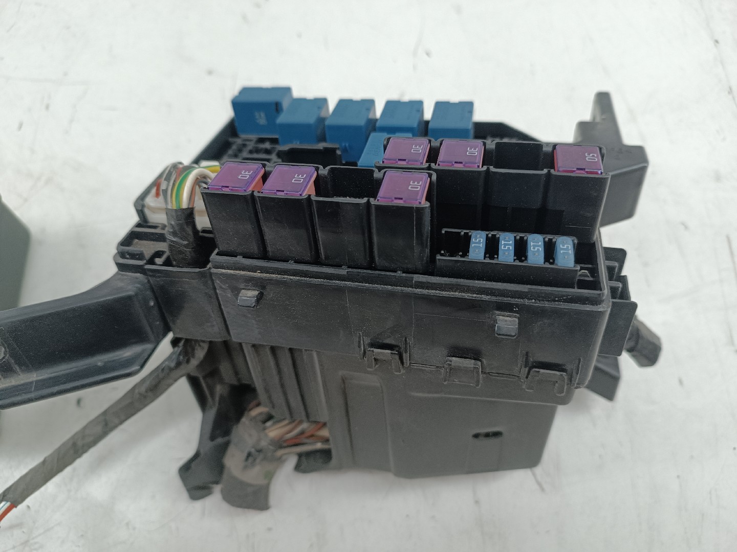 Caixa de fusíveis e relés OPEL AGILA (B) (H08) | 08 - 14 Imagem-3