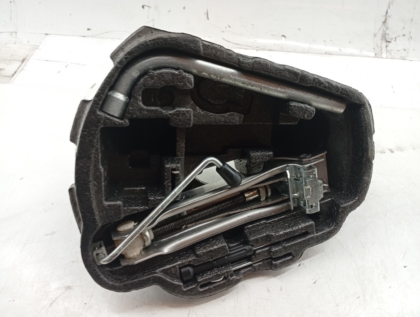 Kit de troca de pneu VOLKSWAGEN GOLF IV (1J1) | 97 - 07 Imagem-3