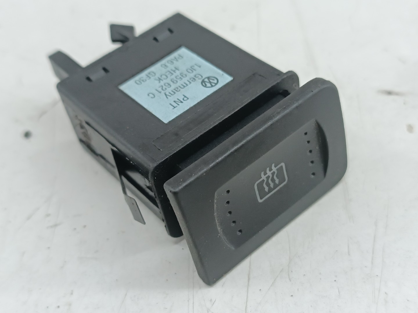 Botão desembaciador de vidro traseiro VOLKSWAGEN GOLF IV (1J1) | 97 - 07 Imagem-3