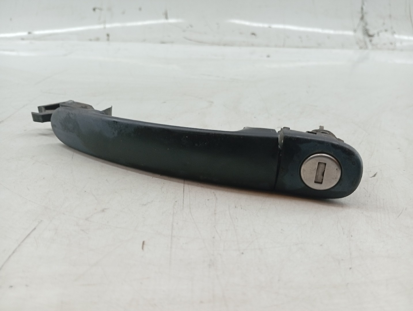 Puxador exterior de porta frente esquerda VOLKSWAGEN GOLF IV (1J1) | 97 - 07