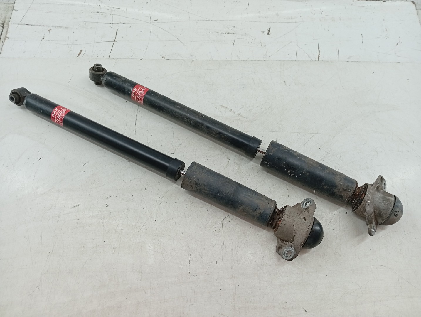 Amortecedores traseiros VOLKSWAGEN GOLF IV (1J1) | 97 - 07 Imagem-3