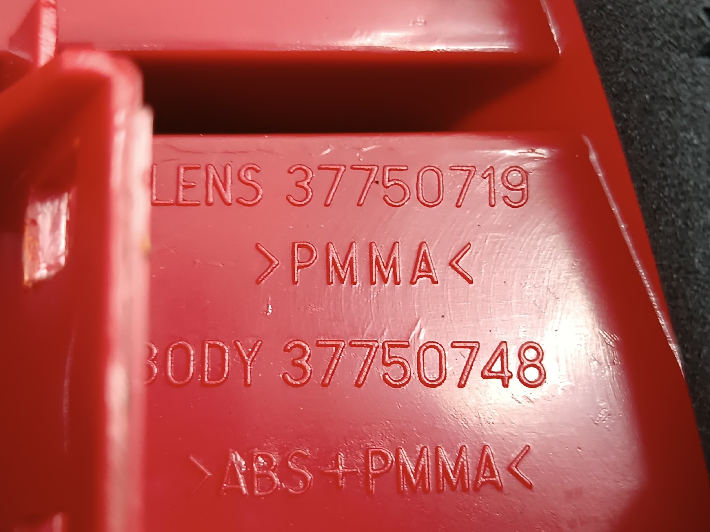 Farolim Stop Esquerdo VOLKSWAGEN GOLF IV (1J1) | 97 - 07 Imagem-1