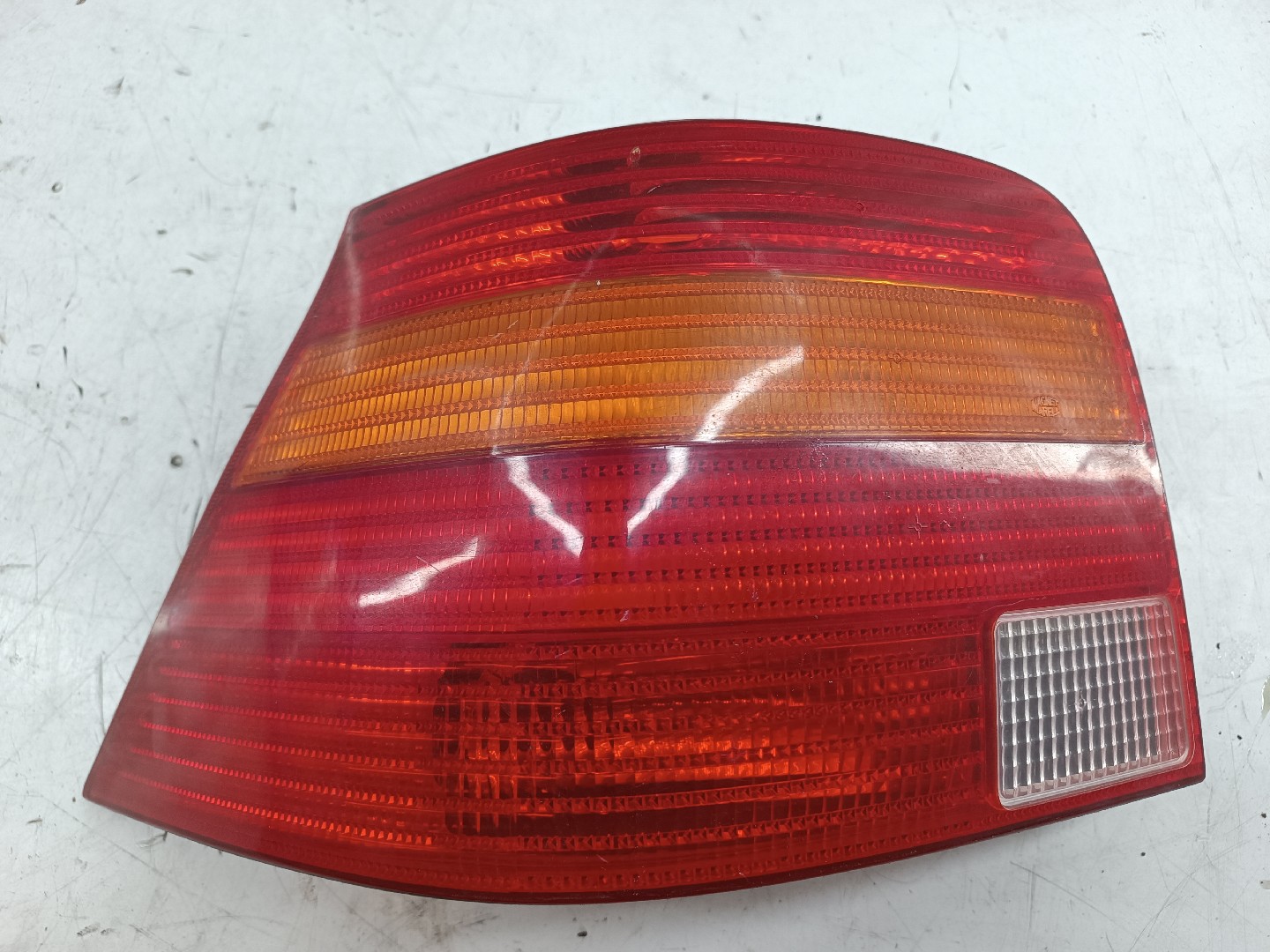 Farolim Stop Esquerdo VOLKSWAGEN GOLF IV (1J1) | 97 - 07 Imagem-4