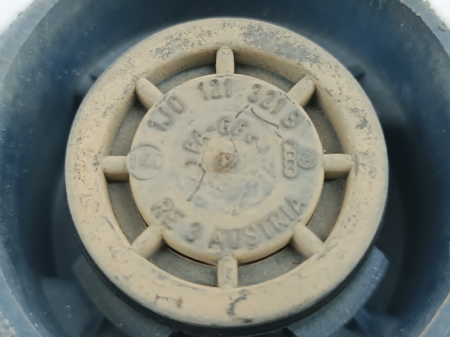 TAMPA RESERVATÓRIO ÁGUA RADIADOR VOLKSWAGEN GOLF IV (1J1) | 97 - 07 Imagem-1