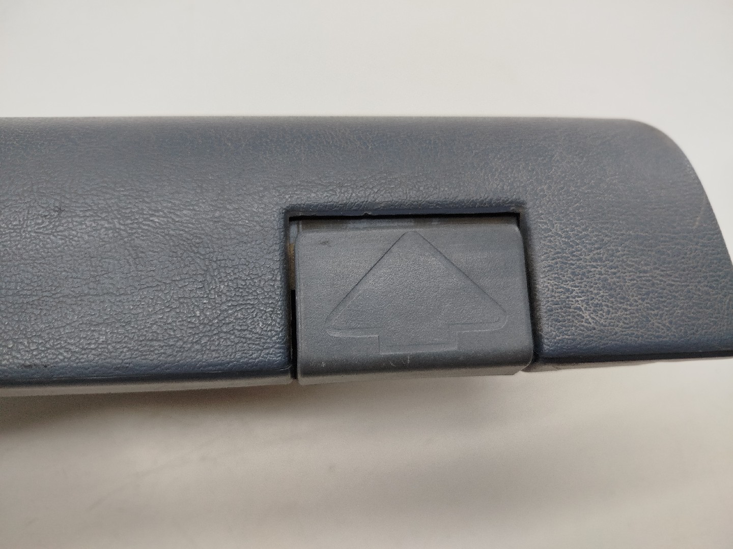 Tampa de porta luvas MERCEDES-BENZ SPRINTER 3-t Caixa (903) | 95 - 06 Imagem-4