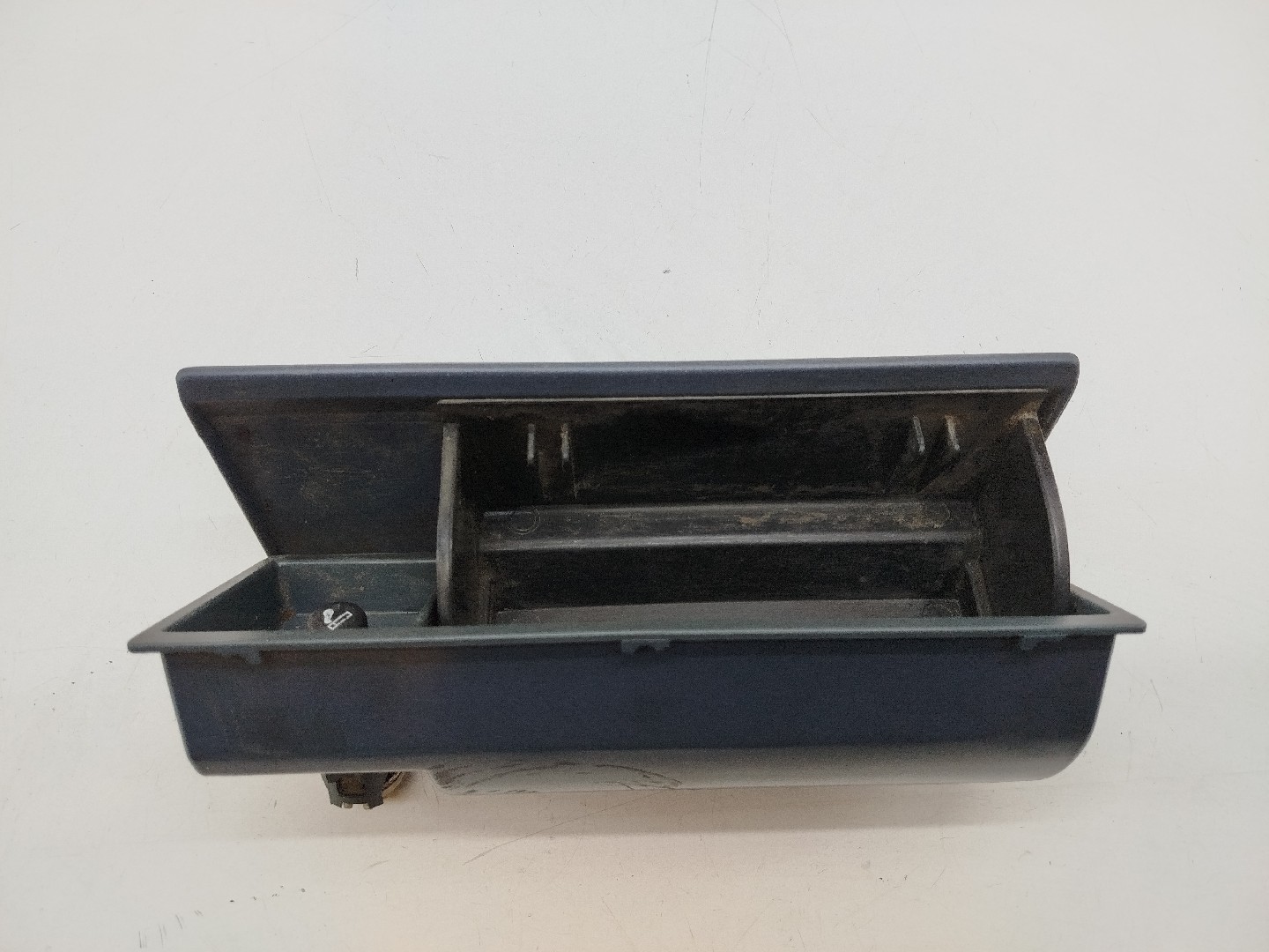 Cinzeiro MERCEDES-BENZ SPRINTER 3-t Caixa (903) | 95 - 06 Imagem-5