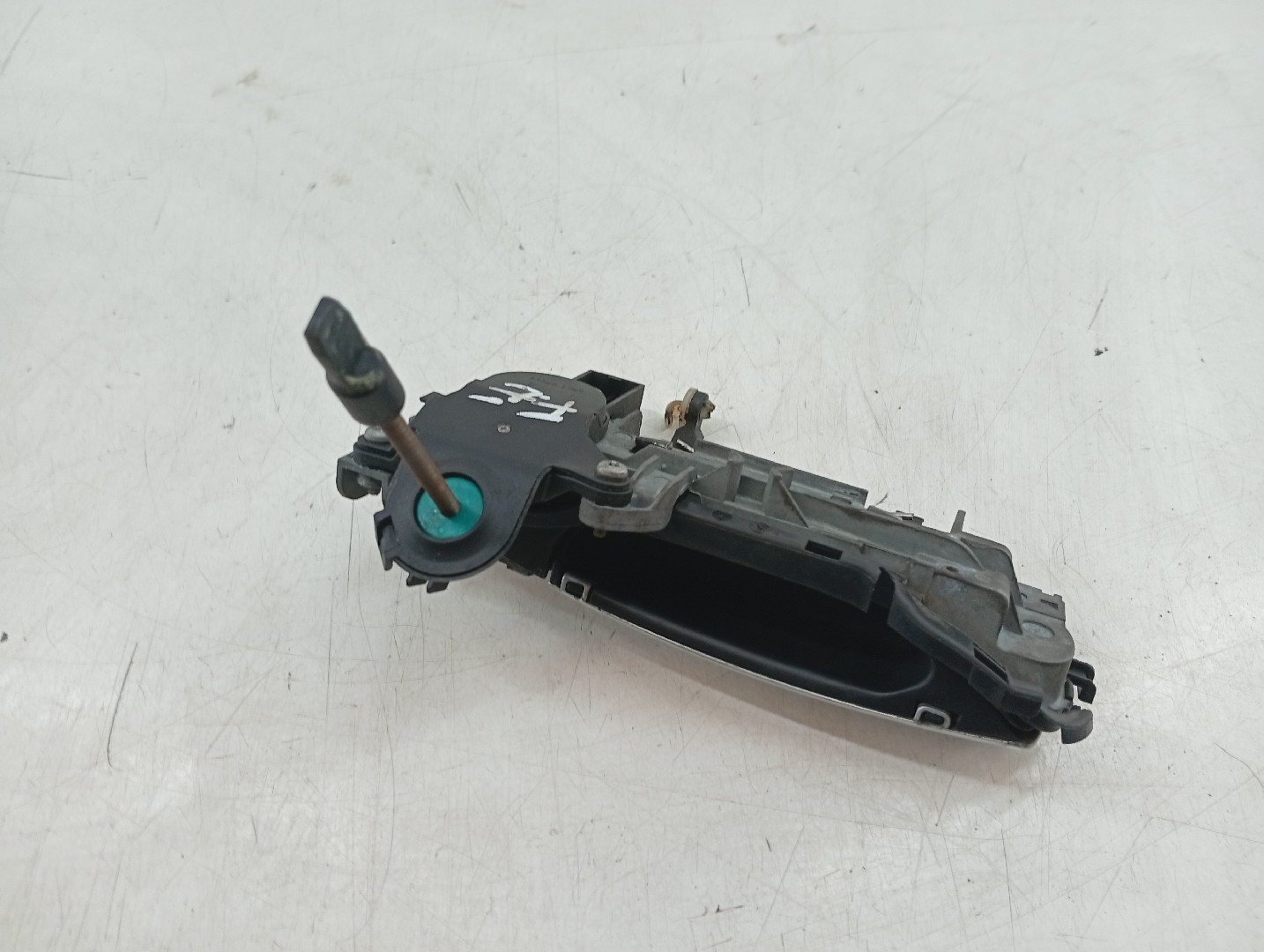 Puxador exterior de porta frente esquerda AUDI A4 Avant (8ED, B7) | 04 - 08 Imagem-2