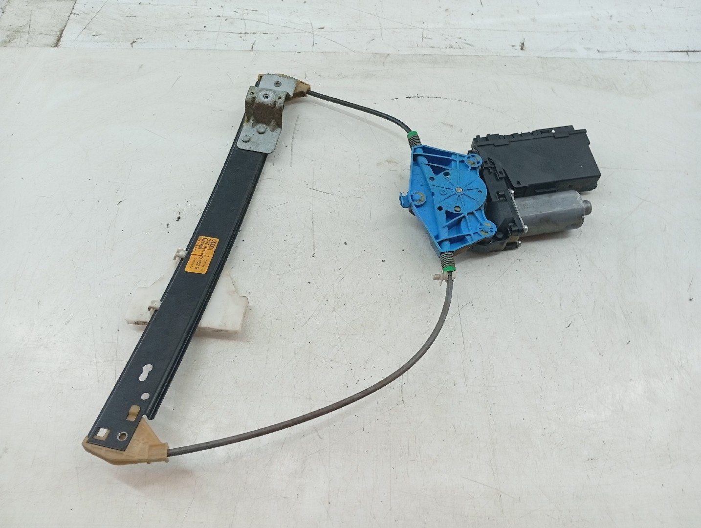 Motor e elevador de vidro trás direito AUDI A4 Avant (8ED, B7) | 04 - 08 Imagem-3