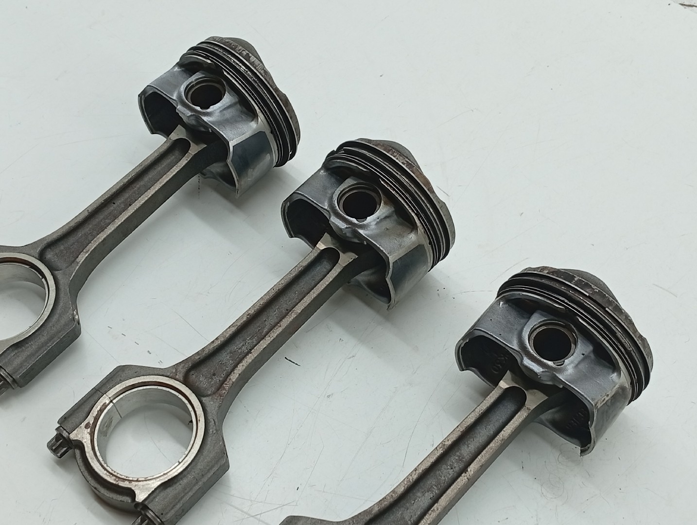 Pistão FORD FOCUS III Caixa/Hatchback | 11 -  Imagem-1