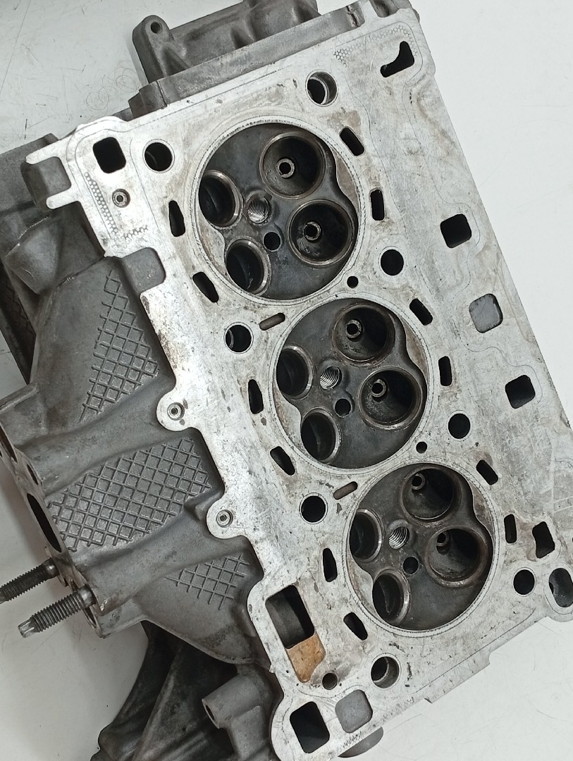 Cabeça do Motor FORD FOCUS III Caixa/Hatchback | 11 -  Imagem-1