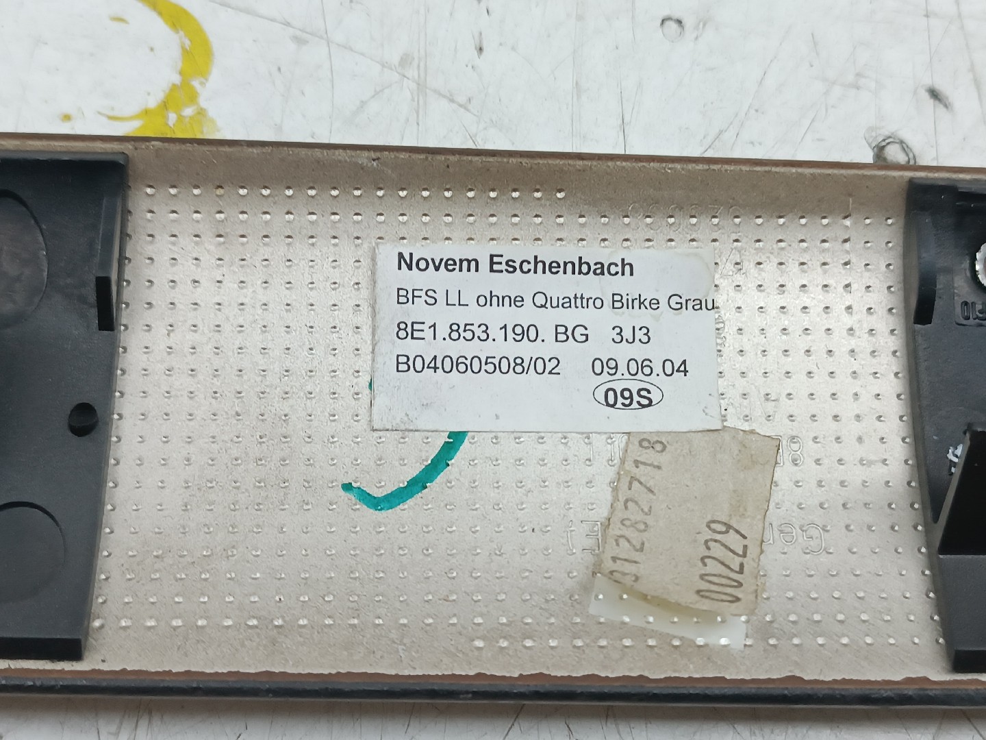 Acabamento de Tablier AUDI A4 Avant (8ED, B7) | 04 - 08 Imagem-2