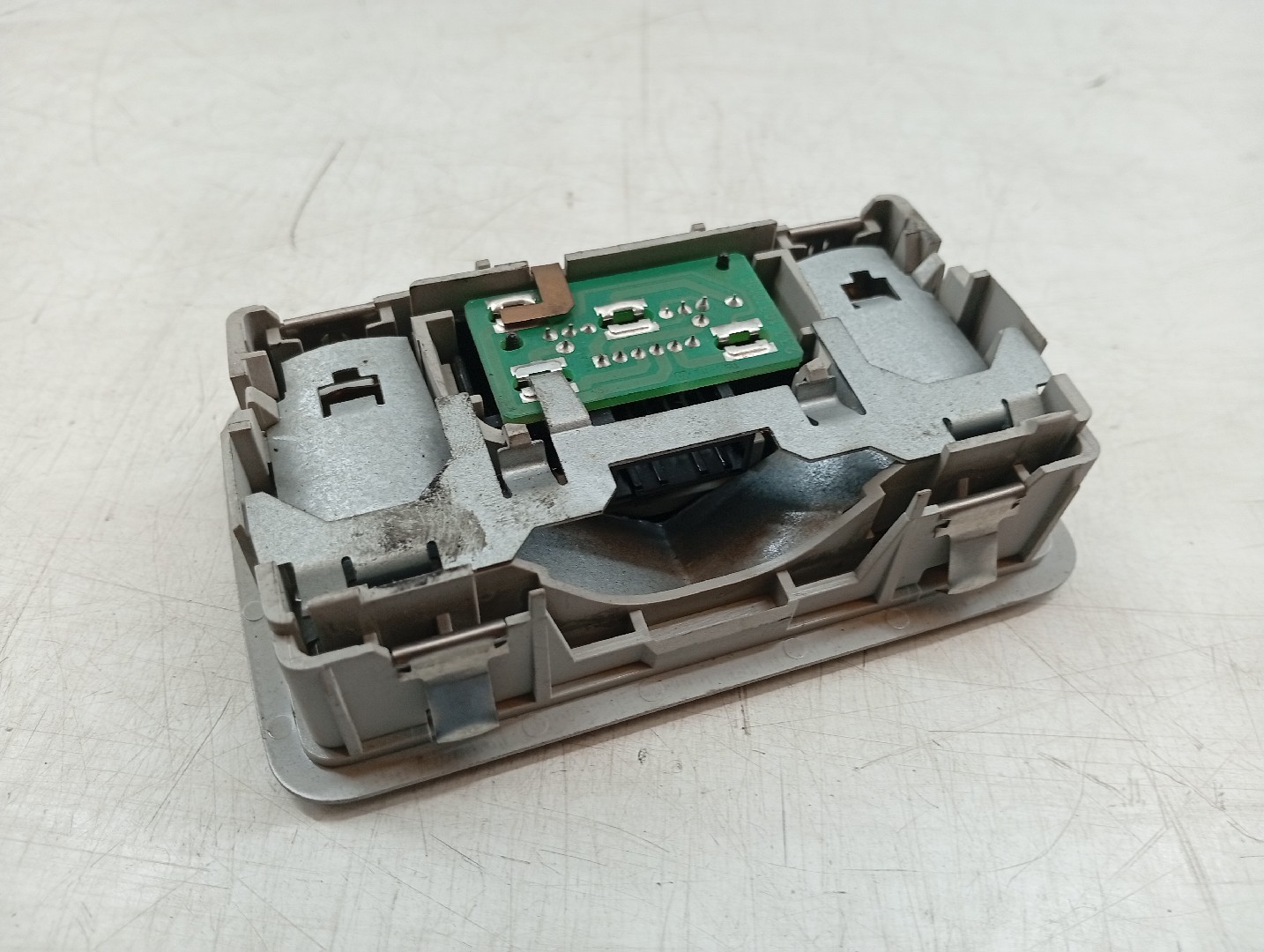 Luz interior AUDI A4 Avant (8ED, B7) | 04 - 08 Imagem-4