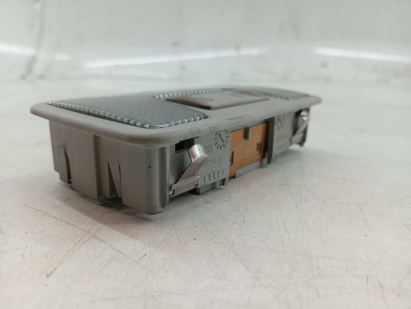 Luz interior AUDI A4 Avant (8ED, B7) | 04 - 08 Imagem-2