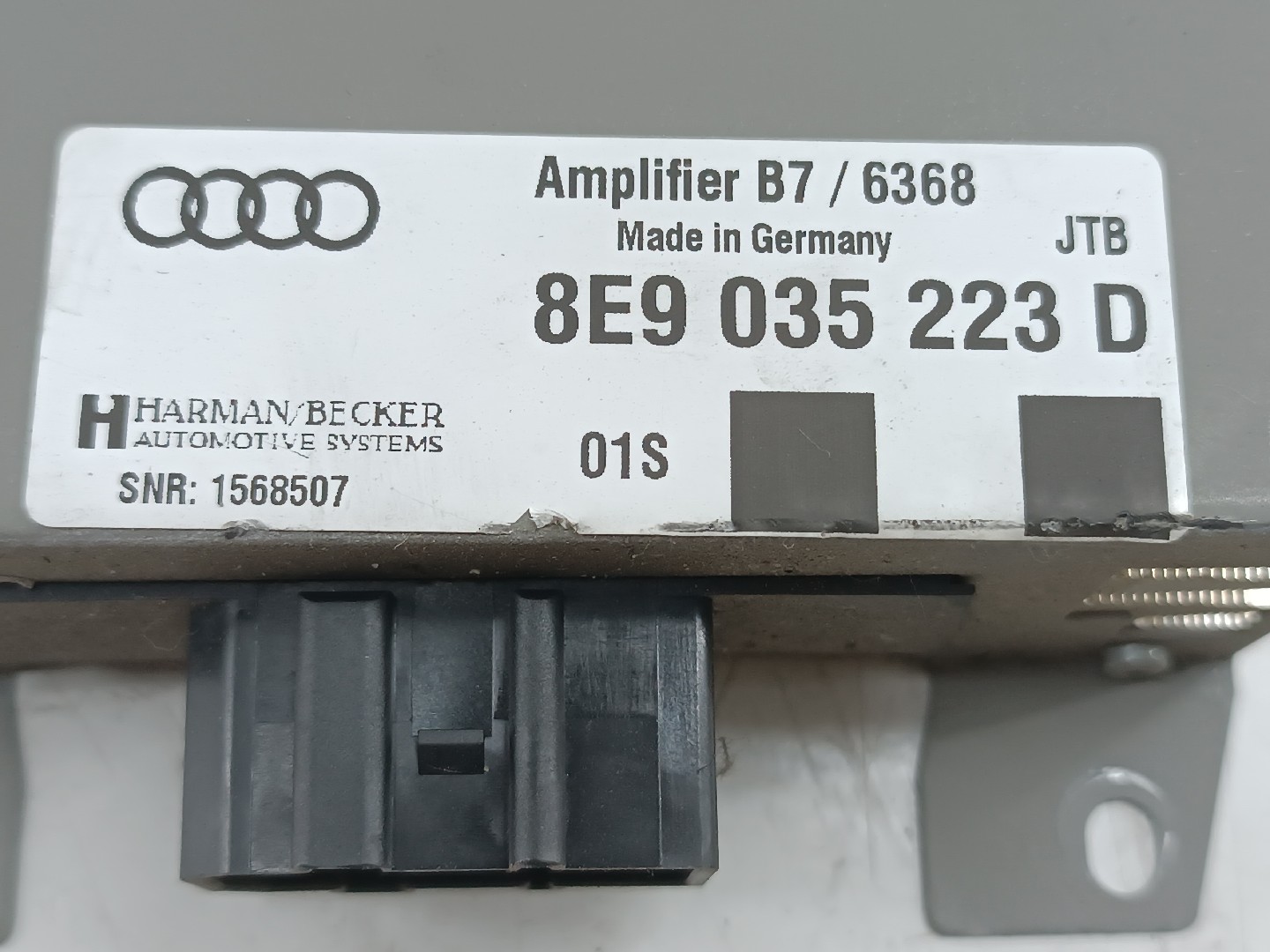 Amplificador de som AUDI A4 Avant (8ED, B7) | 04 - 08 Imagem-2
