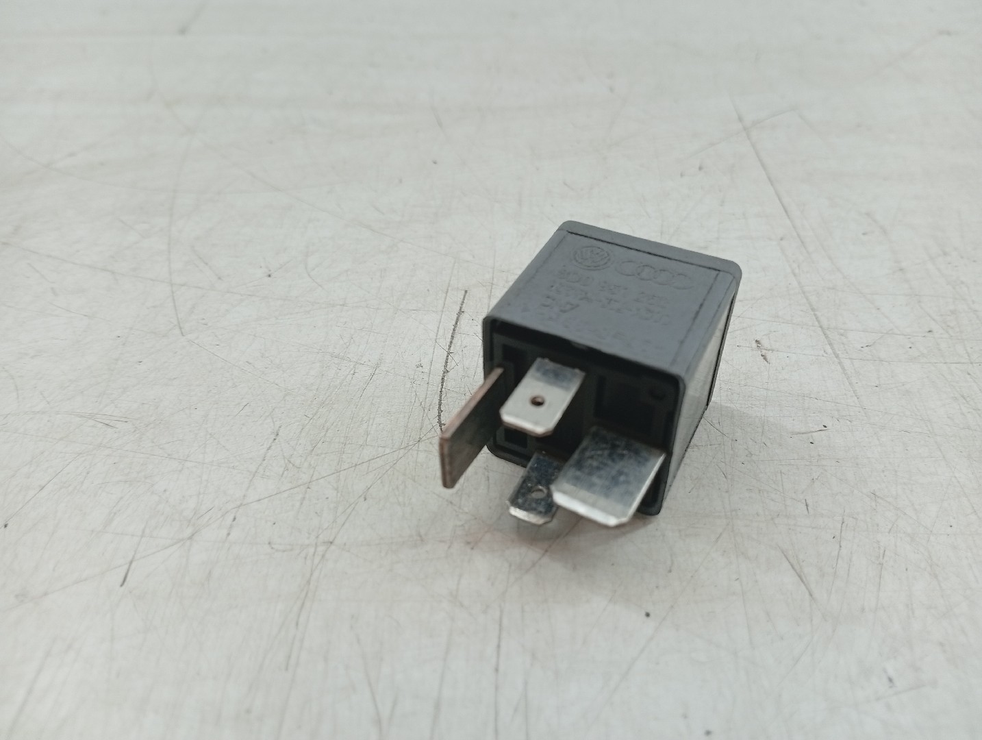 Relés AUDI A4 Avant (8ED, B7) | 04 - 08