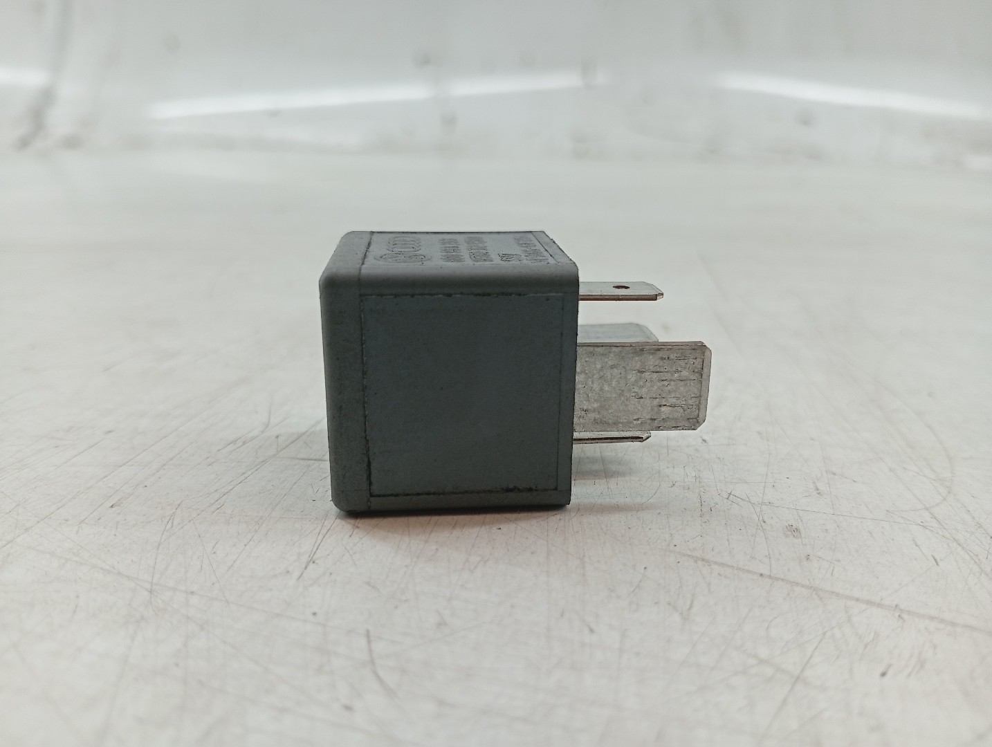 Relés AUDI A4 Avant (8ED, B7) | 04 - 08 Imagem-3