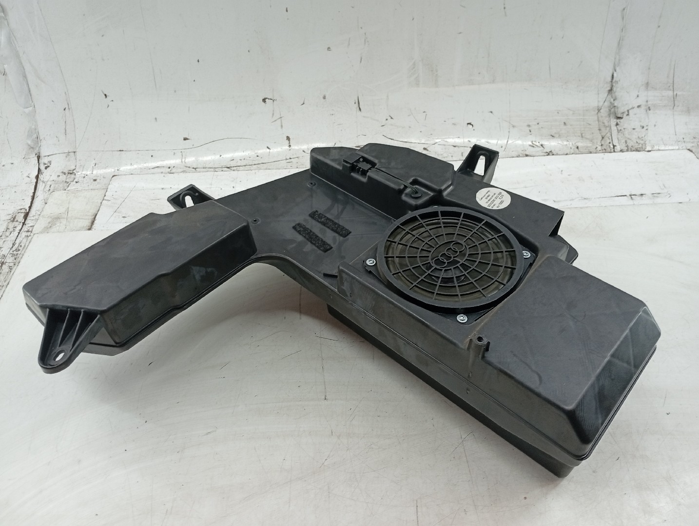 Subwoofer AUDI A4 Avant (8ED, B7) | 04 - 08 Imagem-4