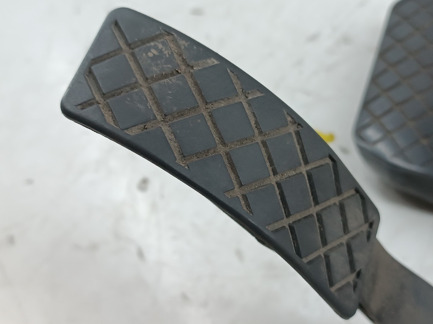 Pedal acelerador e travão AUDI A4 Avant (8ED, B7) | 04 - 08 Imagem-1