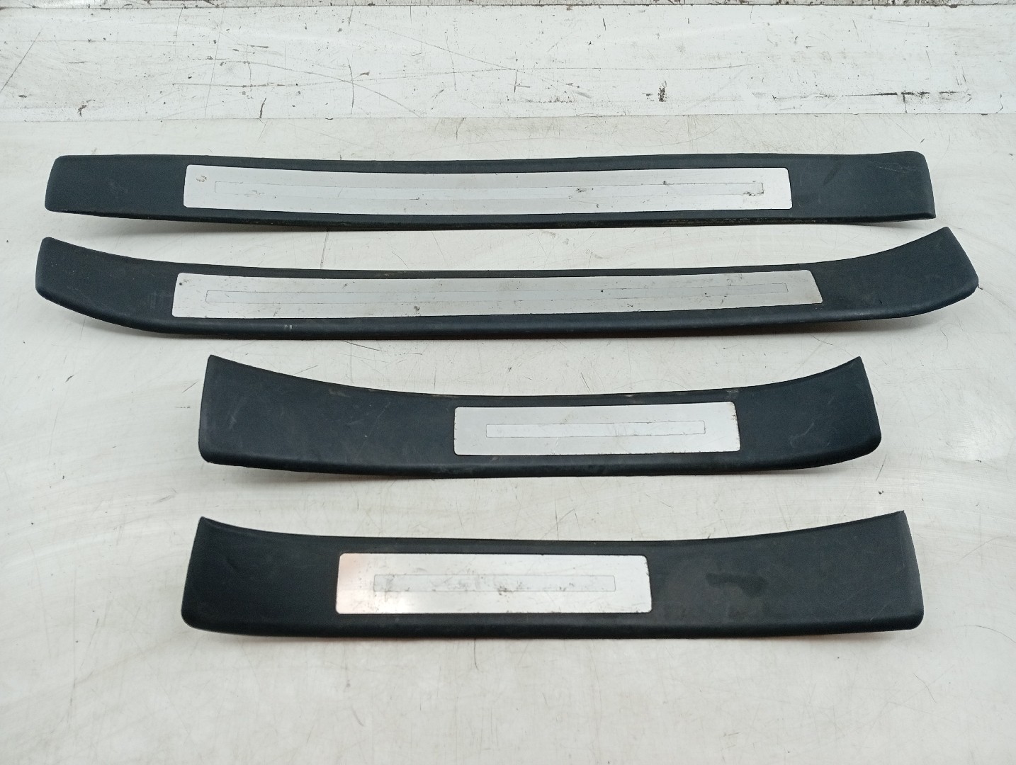 Moldura de soleira de porta AUDI A4 Avant (8ED, B7) | 04 - 08