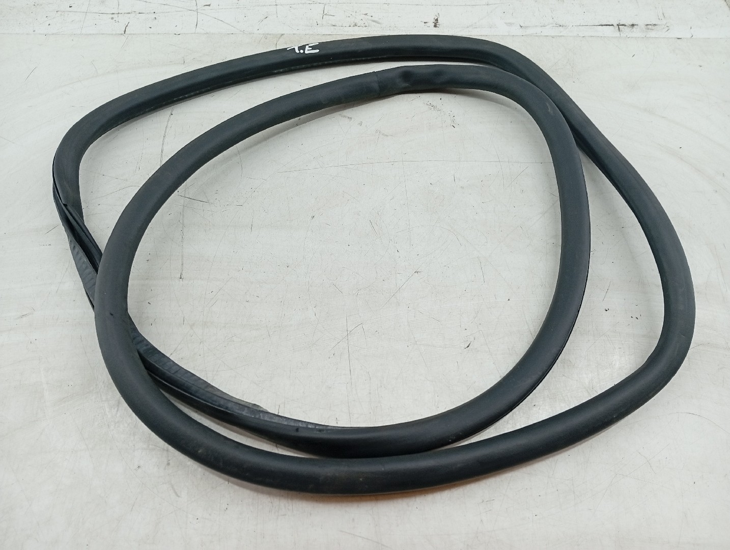 Borracha Da Porta Traseira Esquerda AUDI A4 Avant (8ED, B7) | 04 - 08 Imagem-1