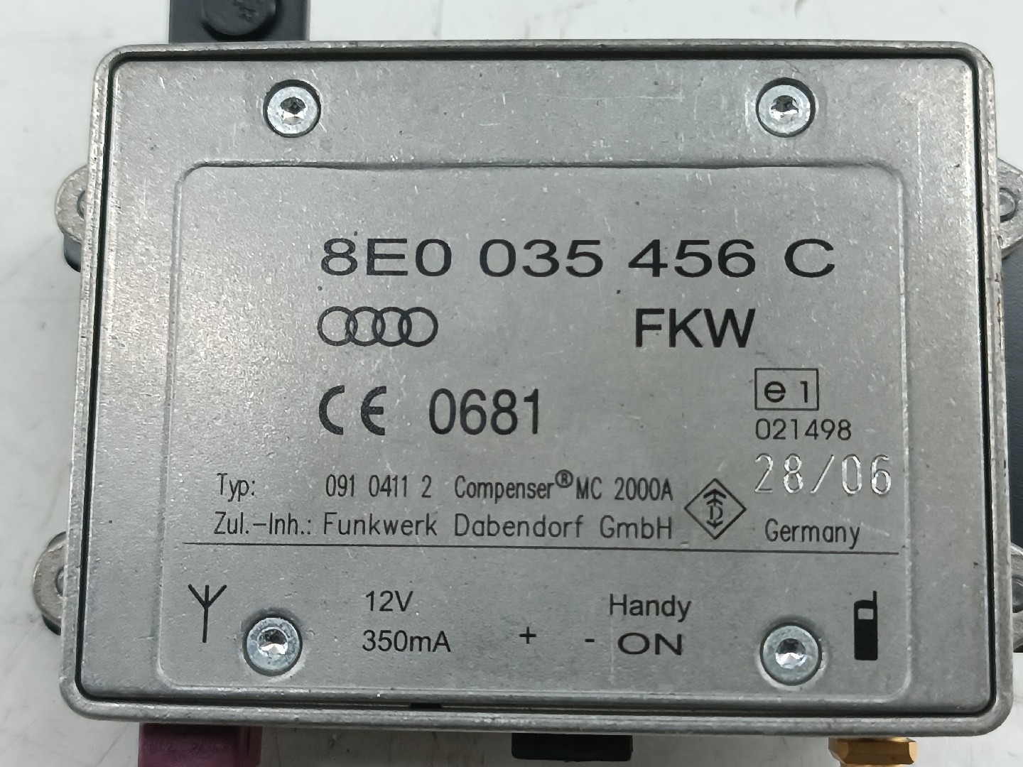 Módulo de antena digital AUDI A4 Avant (8ED, B7) | 04 - 08 Imagem-2