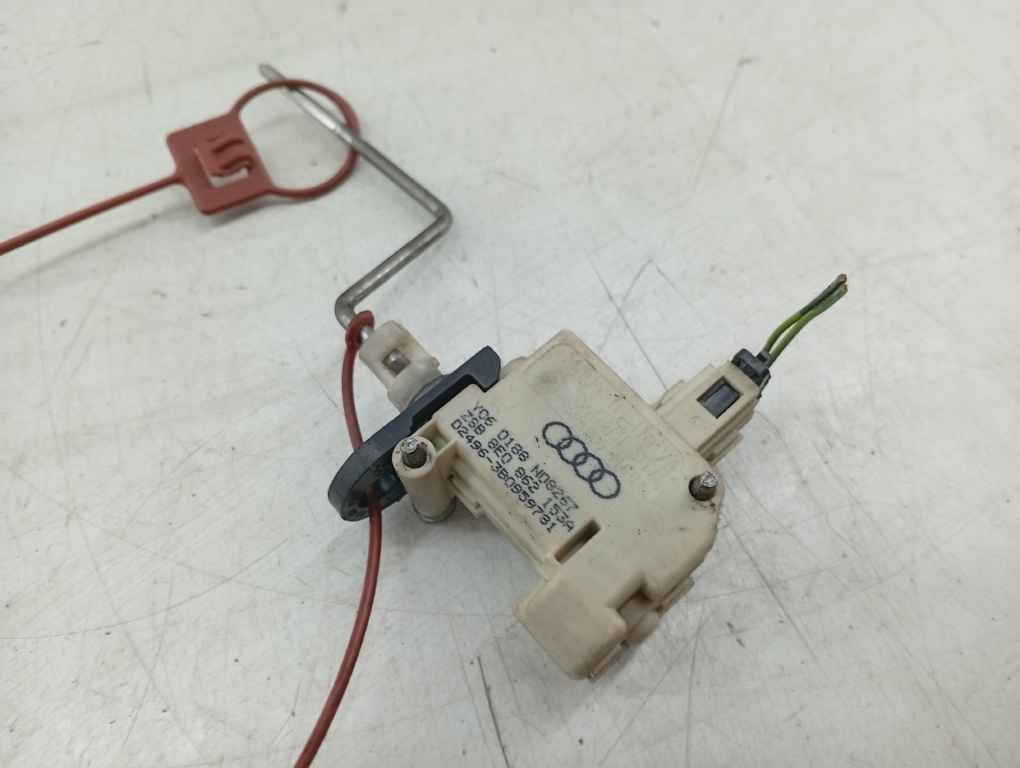 Fecho de deposito de combustível AUDI A4 Avant (8ED, B7) | 04 - 08 Imagem-4