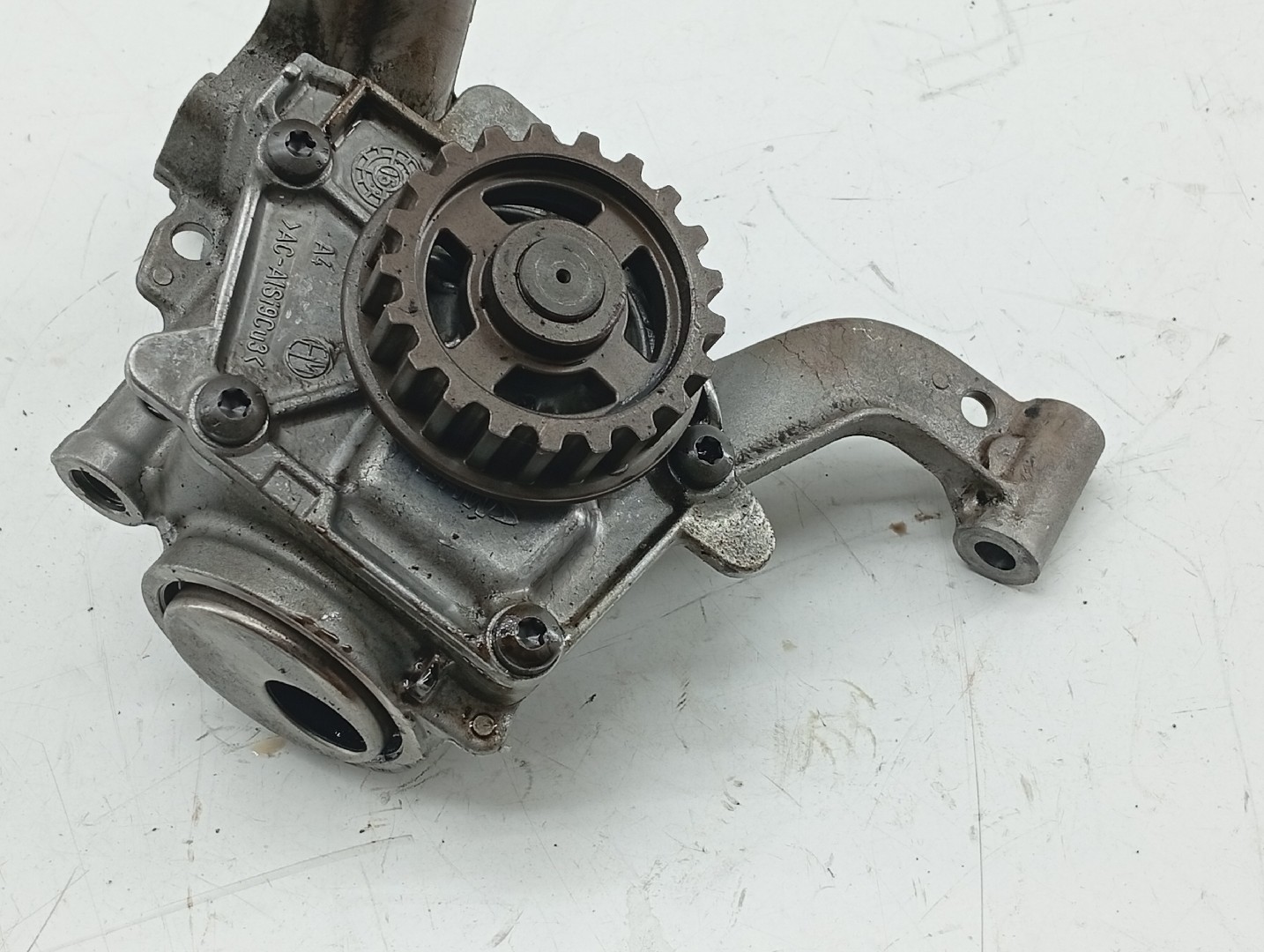 Bomba de óleo FORD FOCUS III Caixa/Hatchback | 11 -  Imagem-1