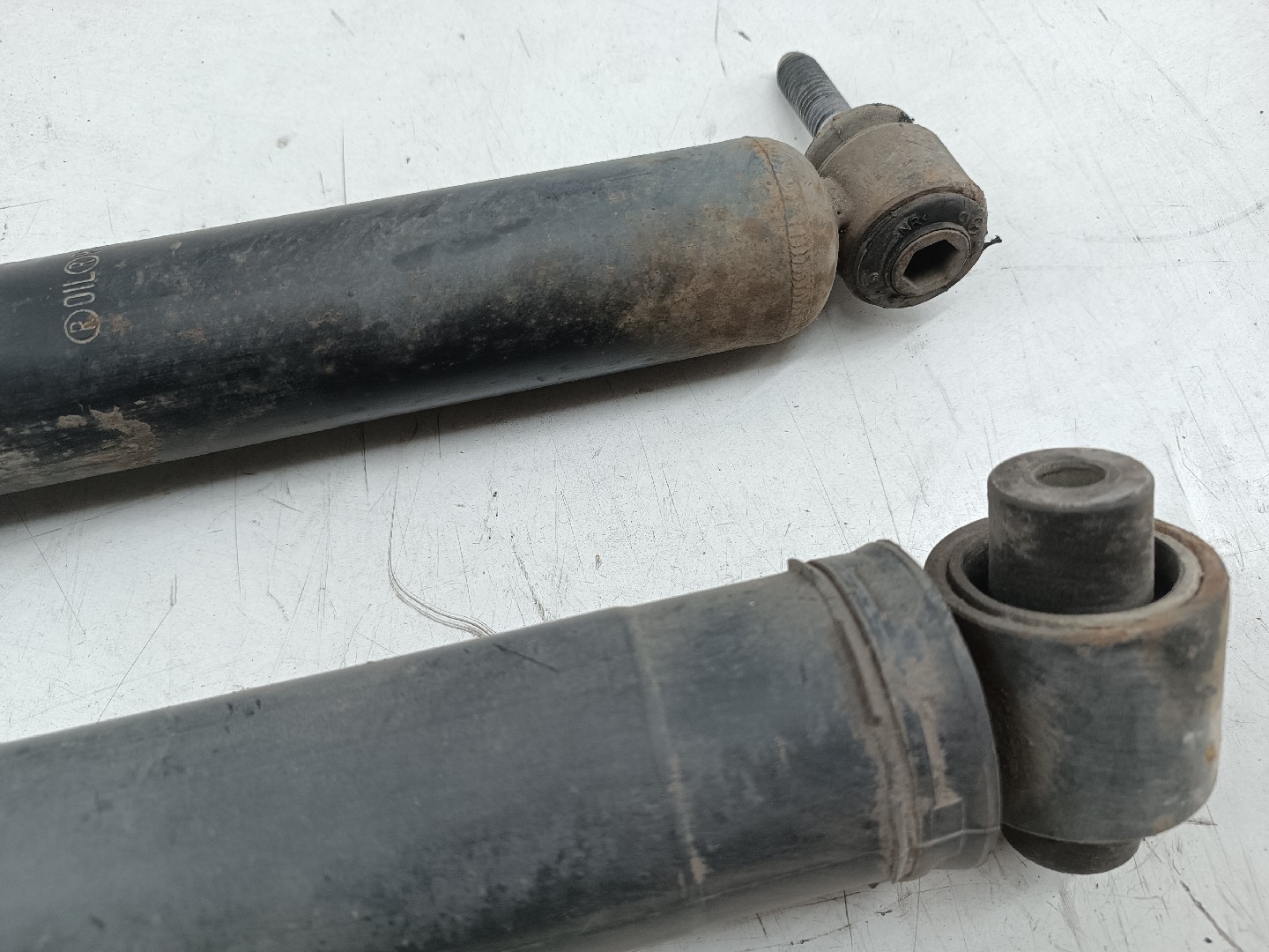 Amortecedores traseiros RENAULT MEGANE II três volumes (LM0/1_) | 03 -  Imagem-1