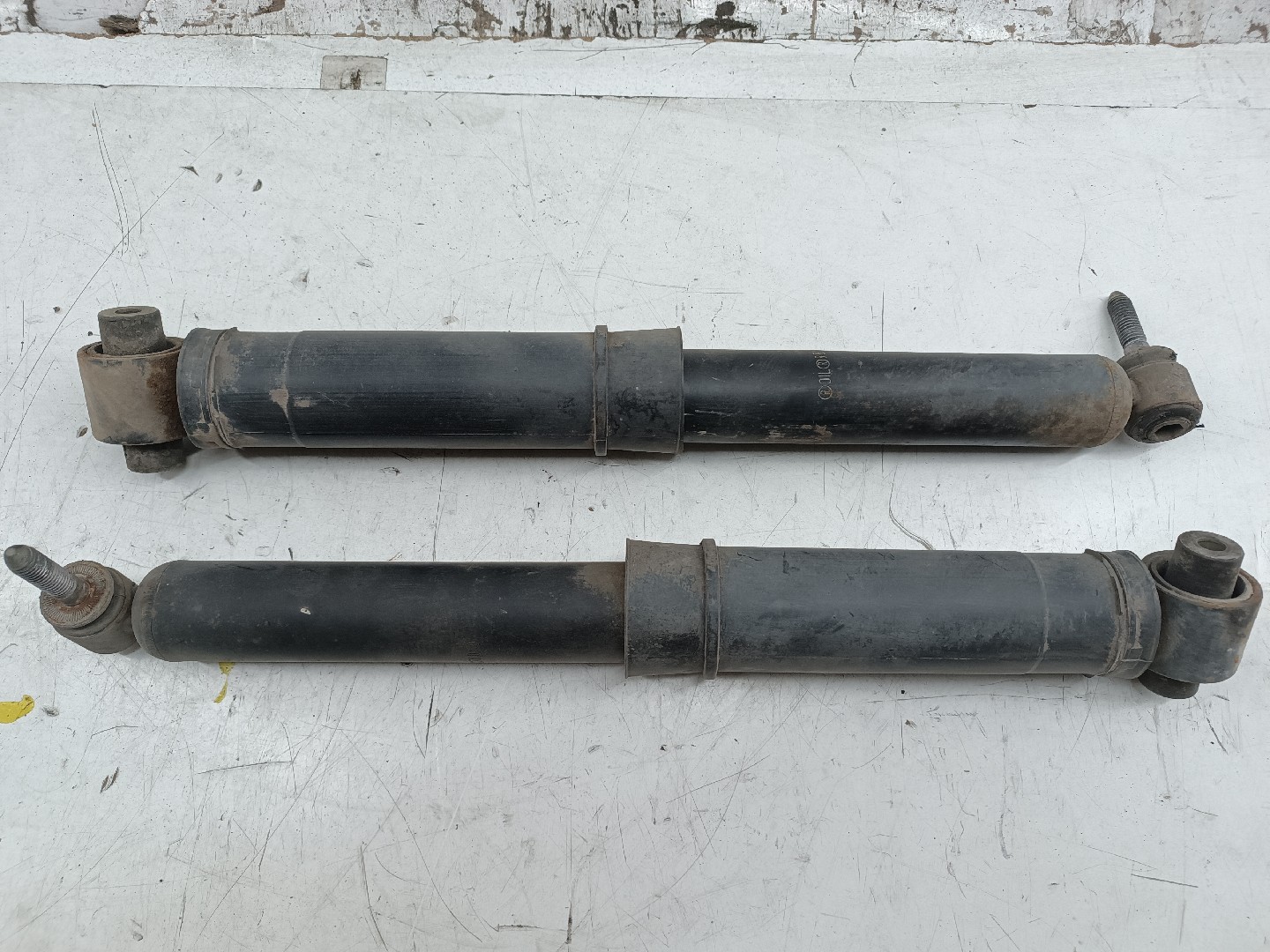 Amortecedores traseiros RENAULT MEGANE II três volumes (LM0/1_) | 03 - 