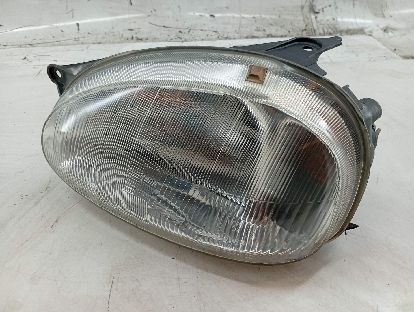 Ótica Esquerda OPEL CORSA B (S93) | 93 - 02