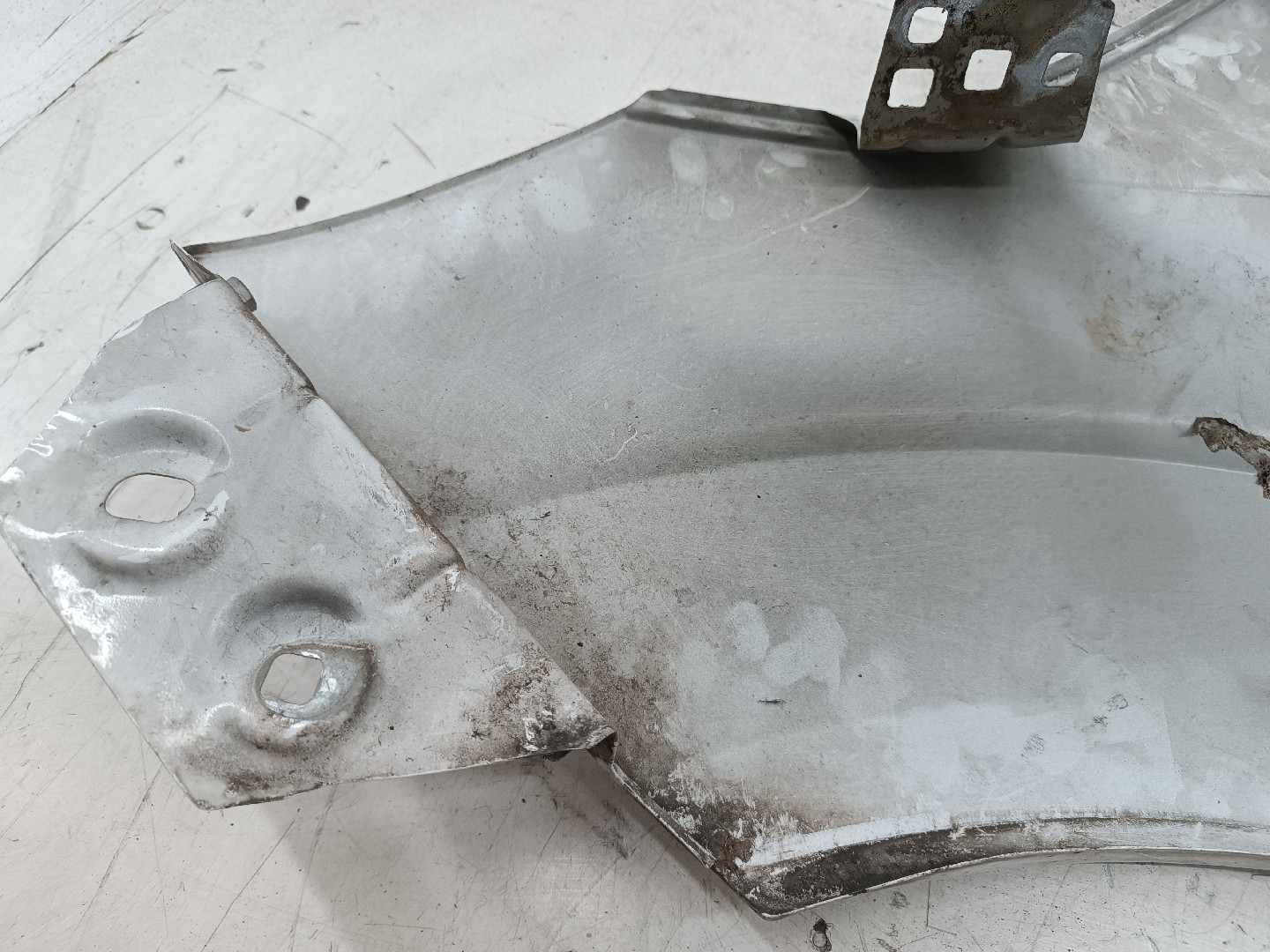 Guarda Lamas Direito FORD TOURNEO COURIER B460 Kombi | 14 -  Imagem-1