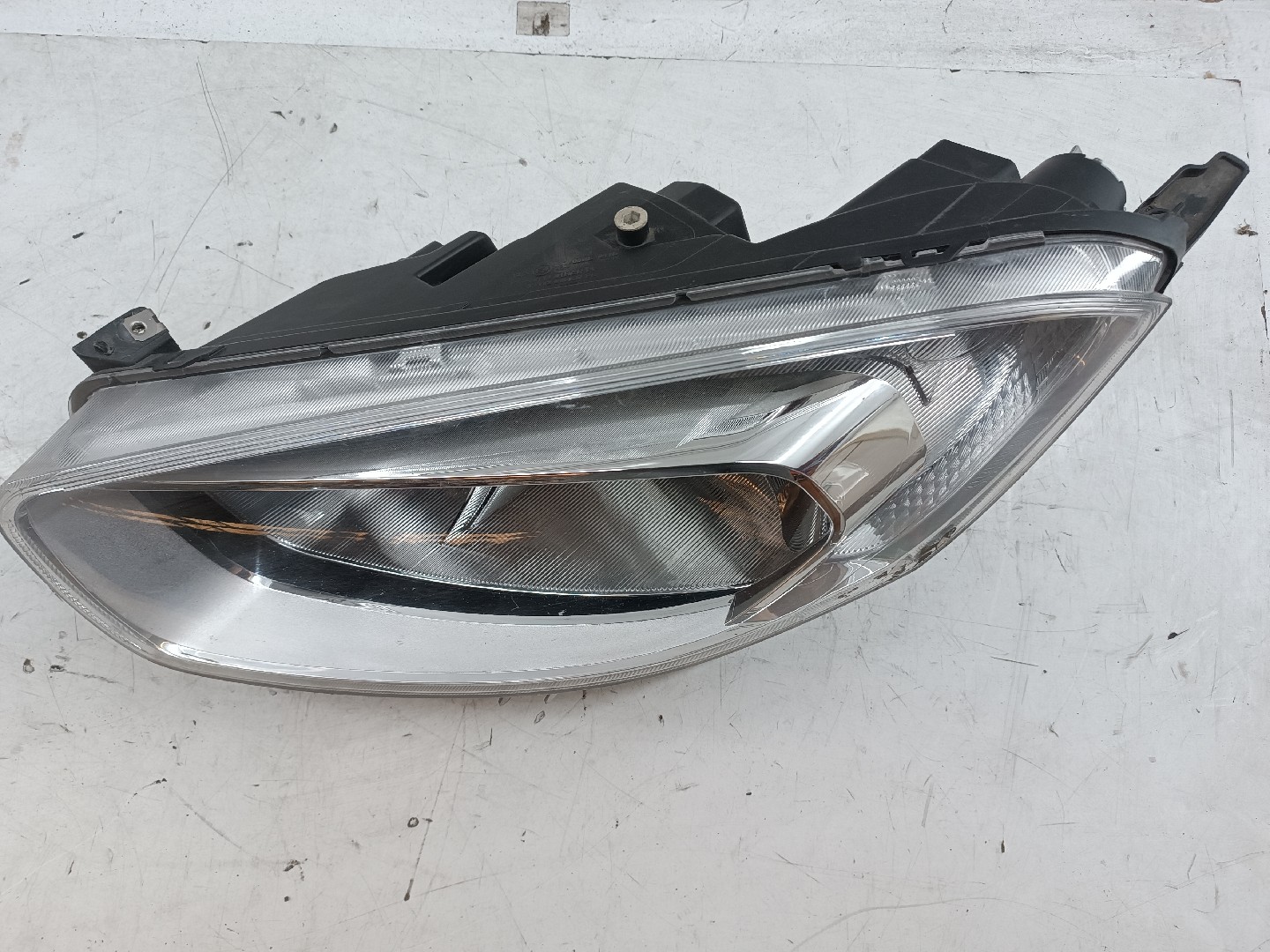 Ótica Esquerda FORD TOURNEO COURIER B460 Kombi | 14 -  Imagem-4