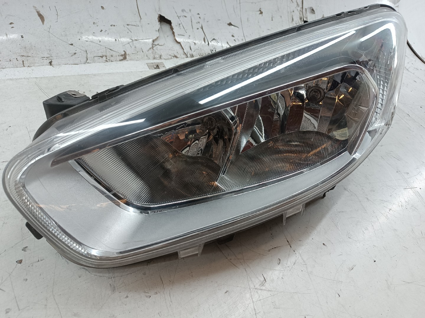 Ótica Esquerda FORD TOURNEO COURIER B460 Kombi | 14 -  Imagem-7