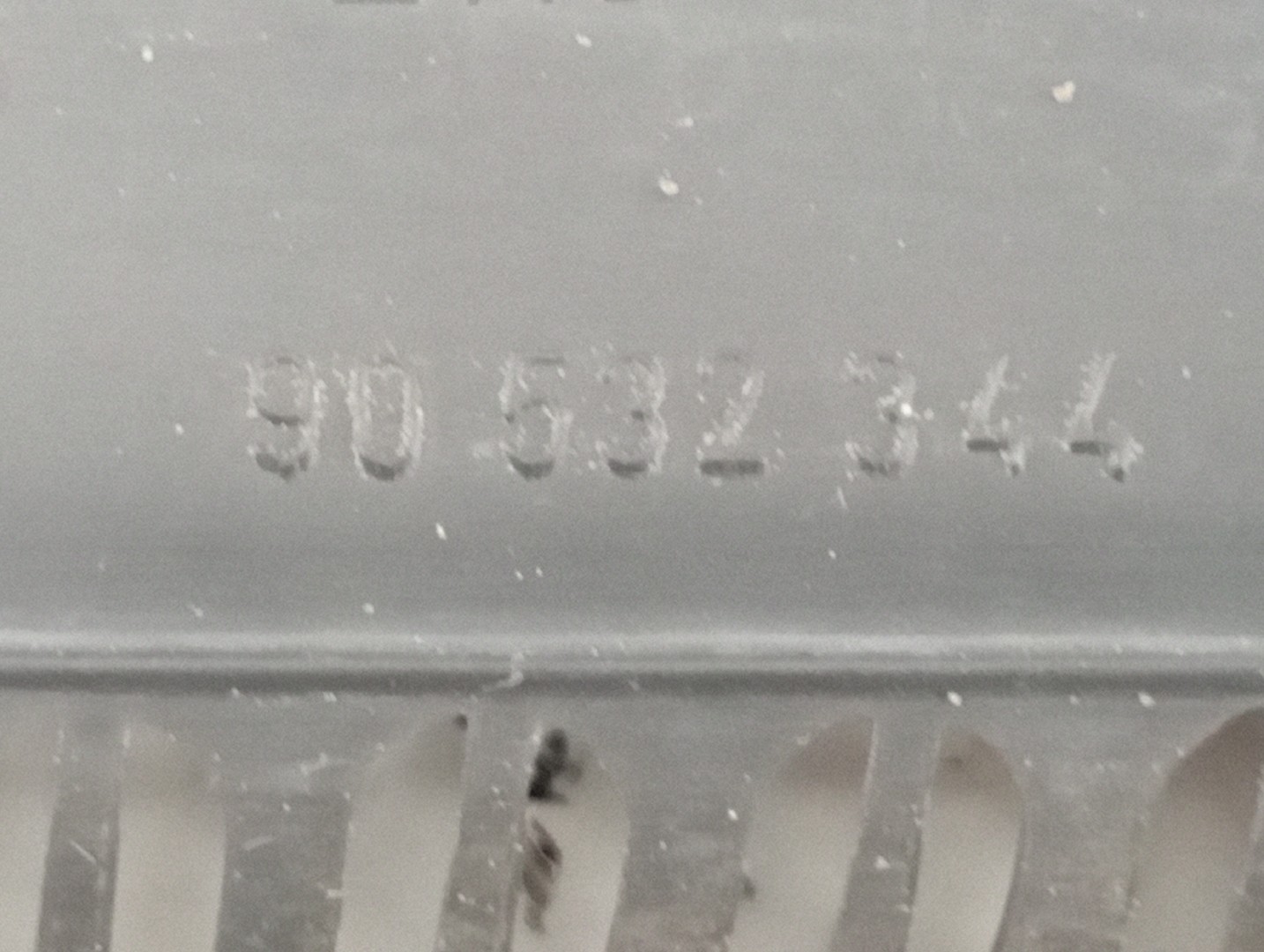 Grelha de torpedo OPEL CORSA B (S93) | 93 - 02 Imagem-4