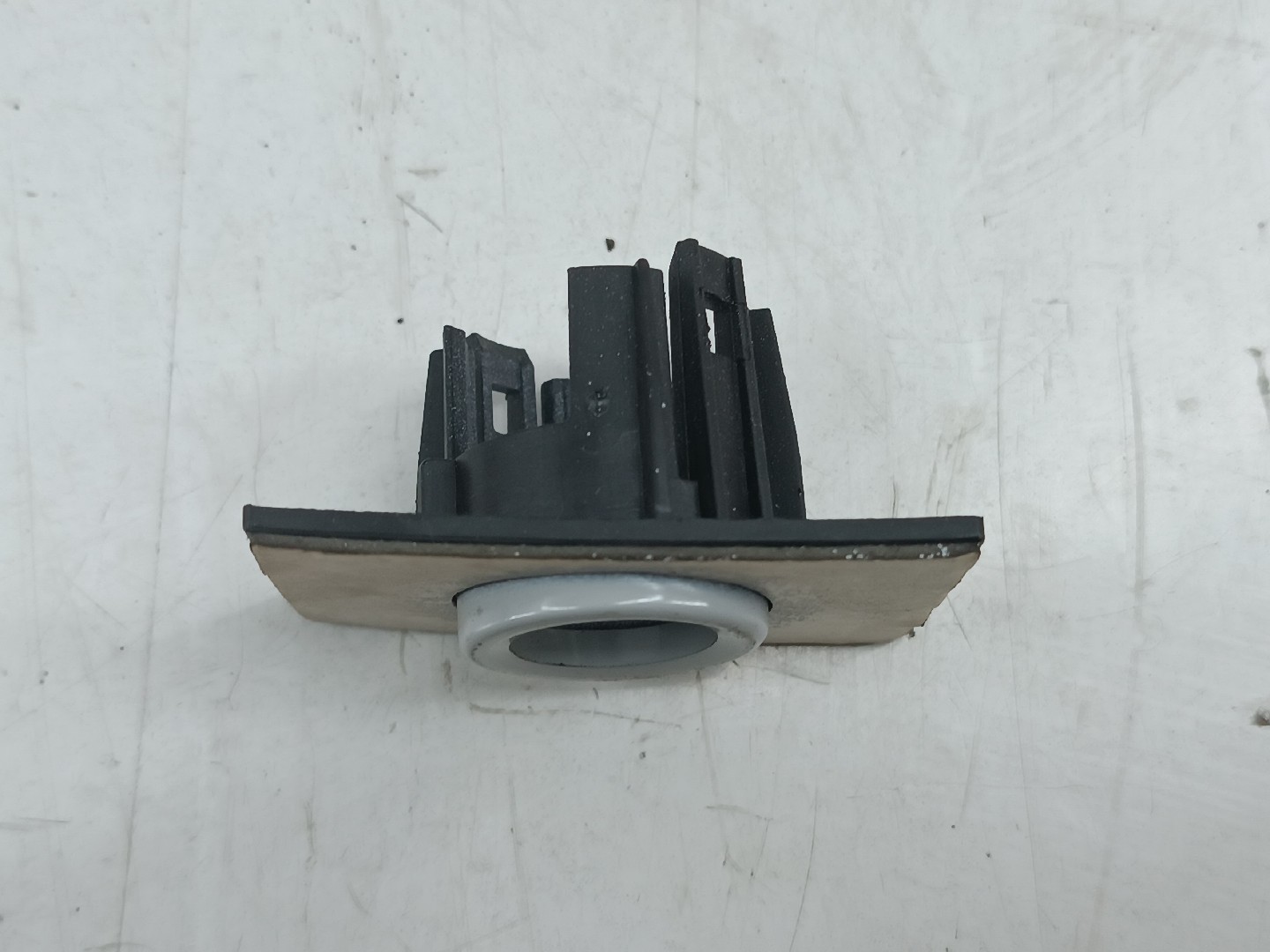 Suporte de sensor de estacionamento VOLKSWAGEN SCIROCCO (137, 138) | 08 - 17 Imagem-2