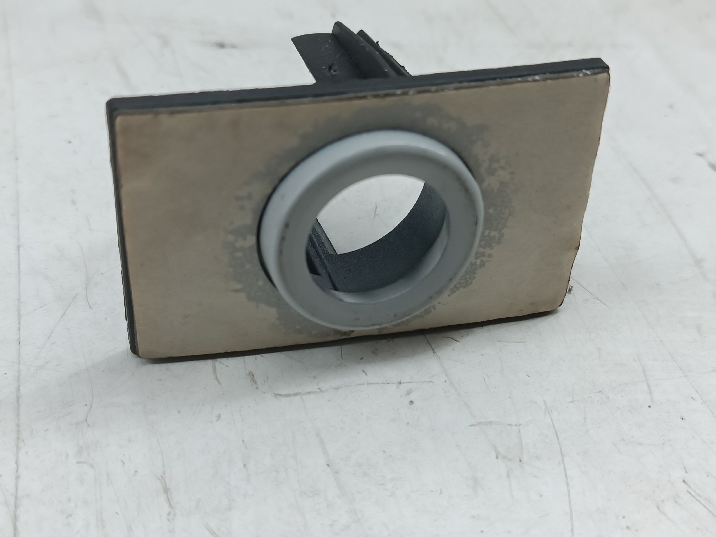 Suporte de sensor de estacionamento VOLKSWAGEN SCIROCCO (137, 138) | 08 - 17 Imagem-3