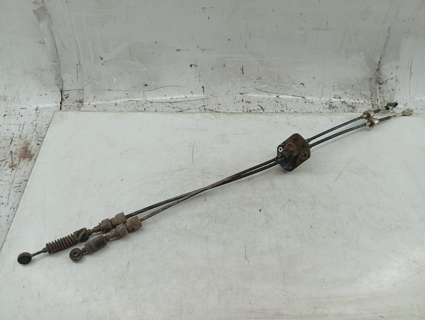 Cabos do seletor de mudanças NISSAN X-TRAIL (T30) | 01 - 13 Imagem-4