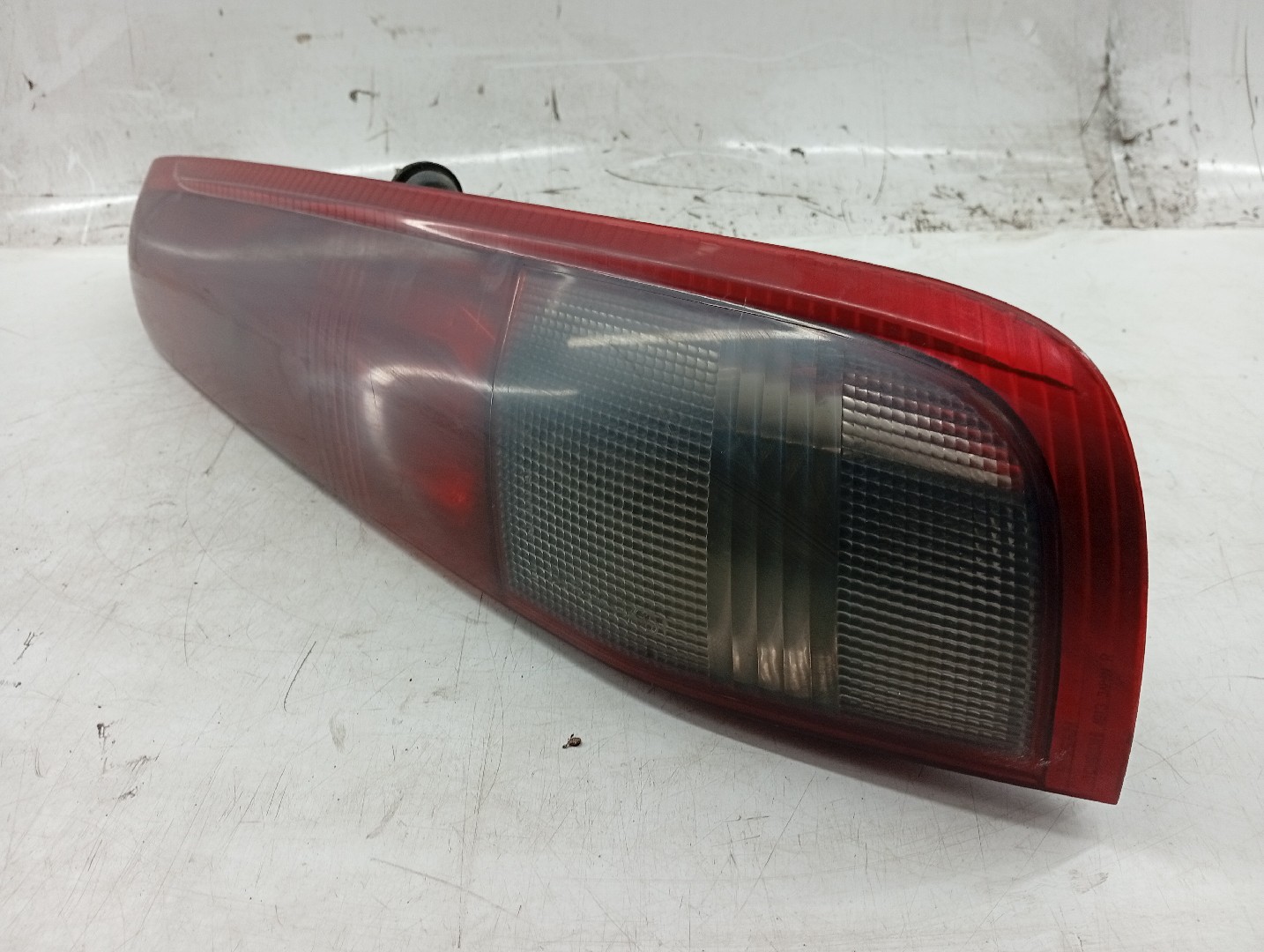 Farolim Stop Direito NISSAN X-TRAIL (T30) | 01 - 13 Imagem-1