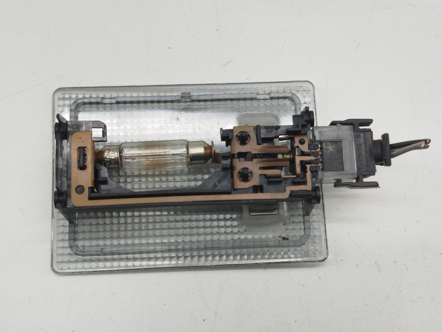 Luz de cortesia OPEL CORSA D Van (S07) | 06 - 14 Imagem-1