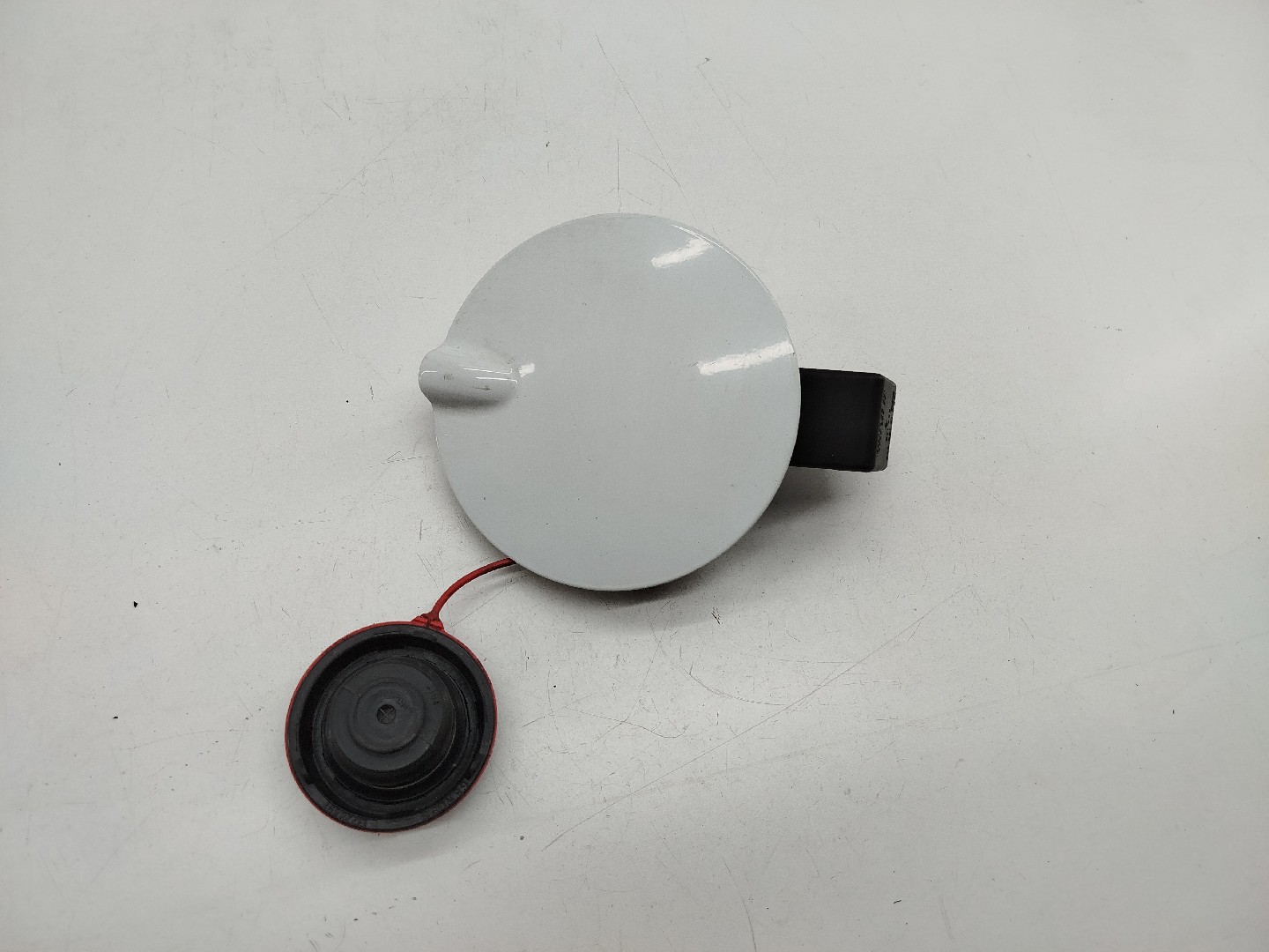 Tampa do deposito de combustível com tampão OPEL CORSA D Van (S07) | 06 - 14