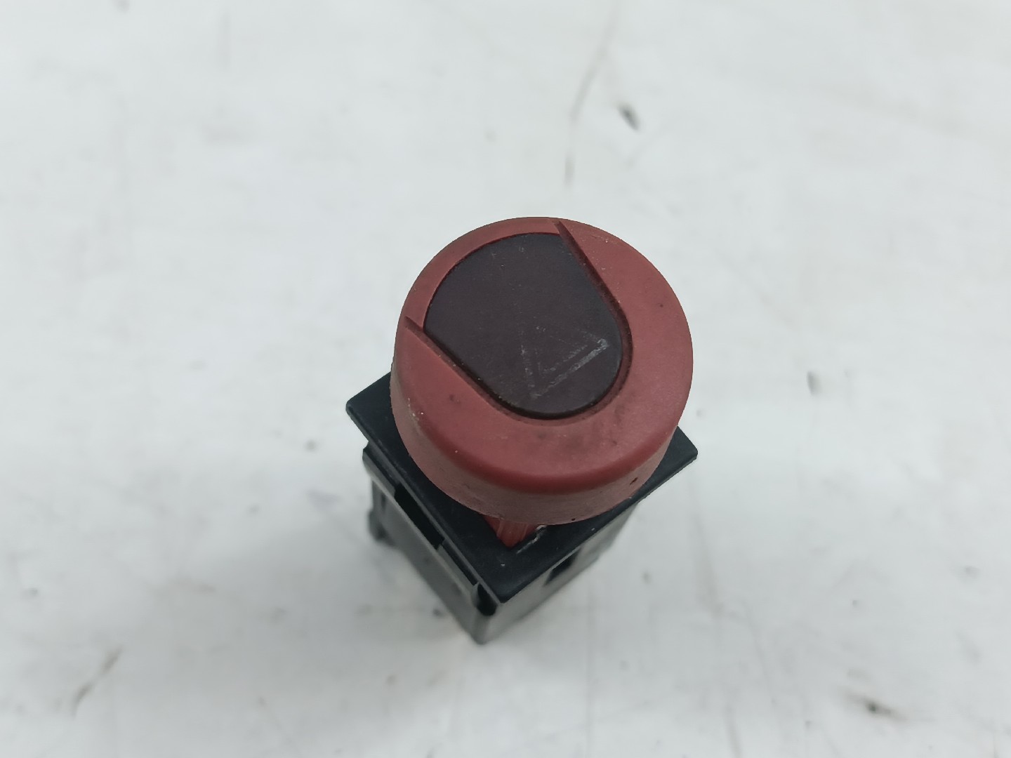 Interruptor 4 piscas PEUGEOT 306 Hatchback (7A, 7C, N3, N5) | 93 - 03 Imagem-3