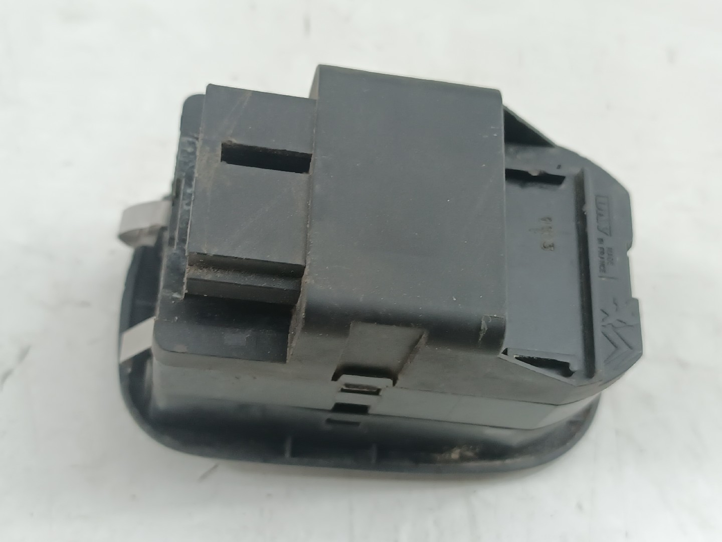Comutador de vidro frente esquerdo PEUGEOT 306 Hatchback (7A, 7C, N3, N5) | 93 - 03 Imagem-1