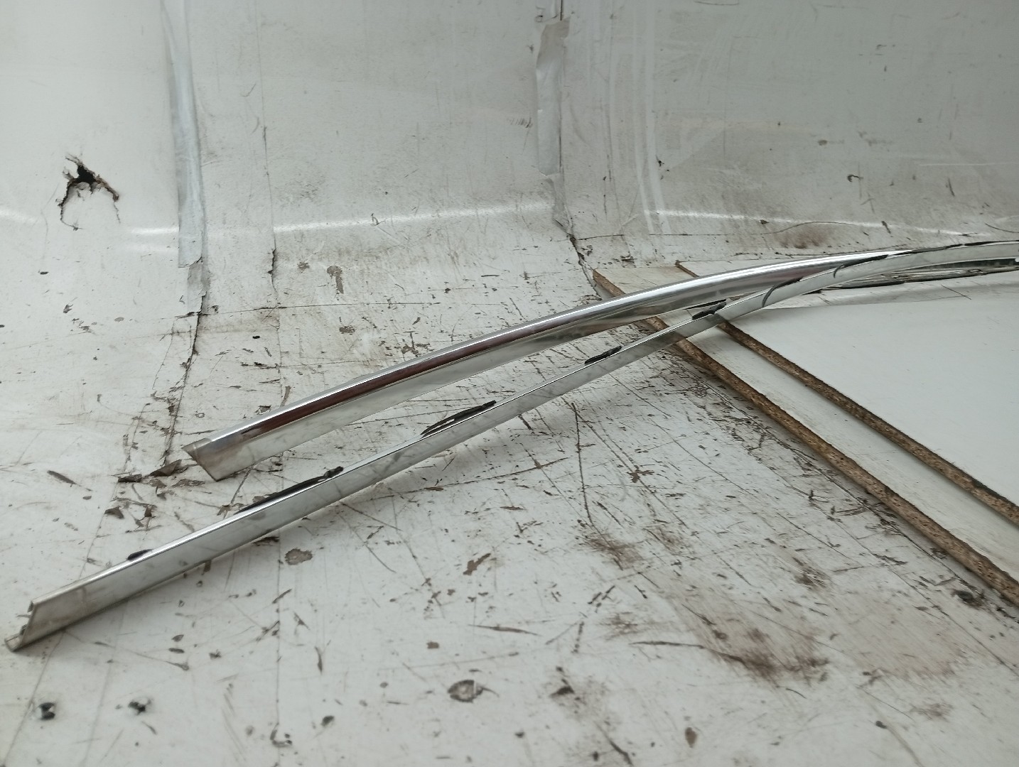 Friso do Tejadilho RENAULT LAGUNA III (BT0/1) | 07 - 15 Imagem-1