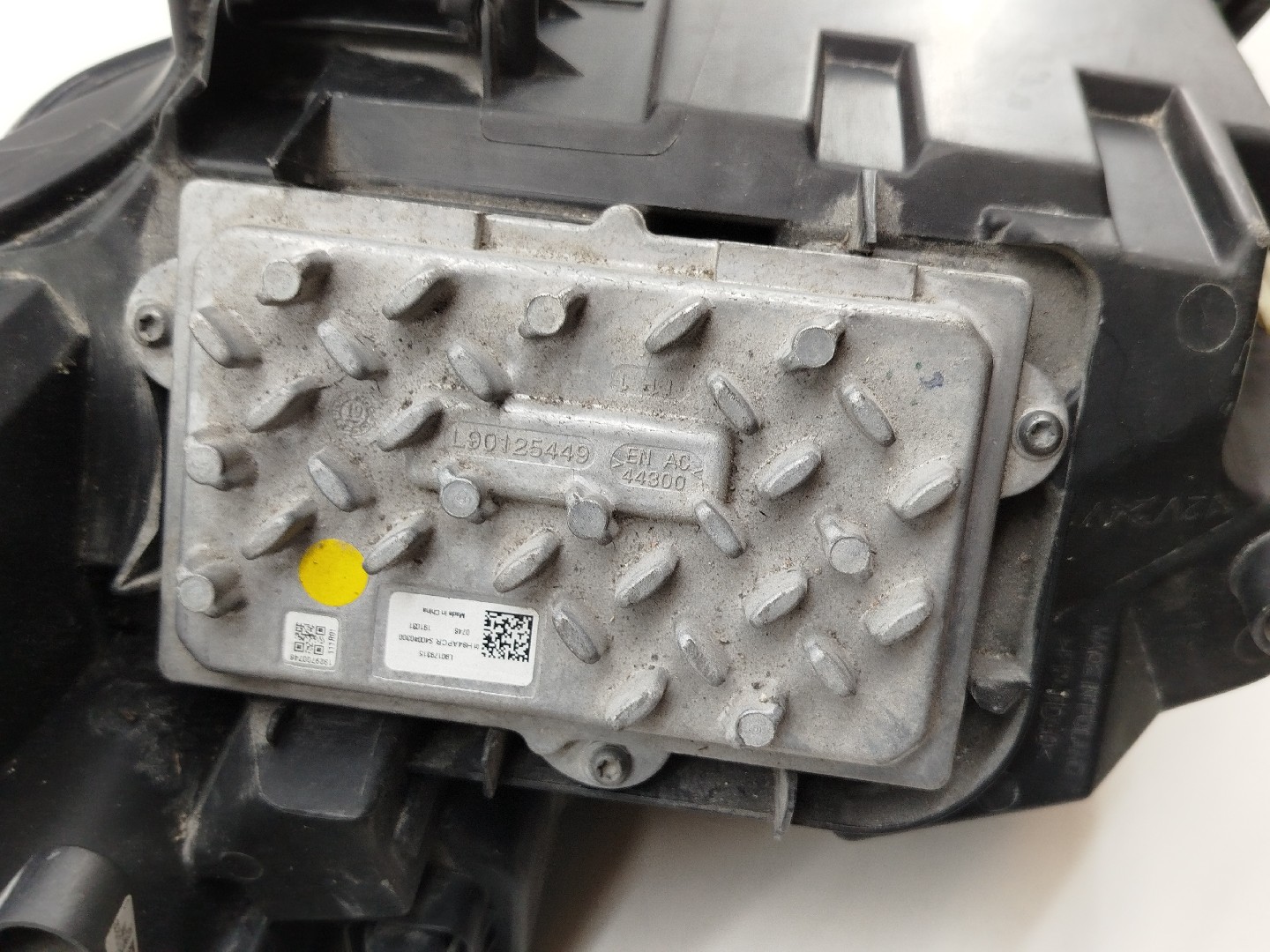 Ótica Direita PEUGEOT 2008 II (U_) | 19 -  Imagem-5