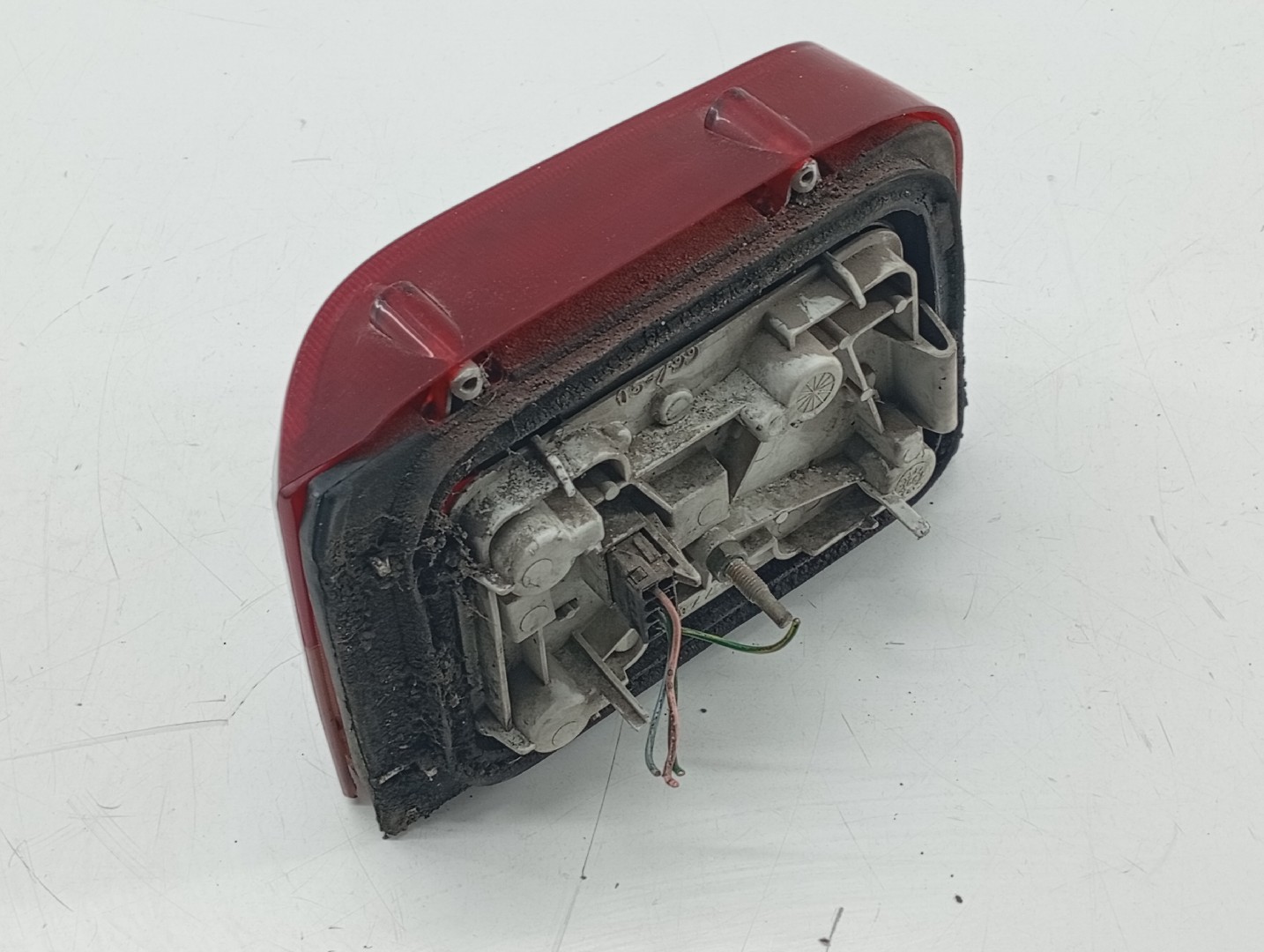 Farolim Stop Direito PEUGEOT 205 Caixa | 90 - 97 Imagem-3