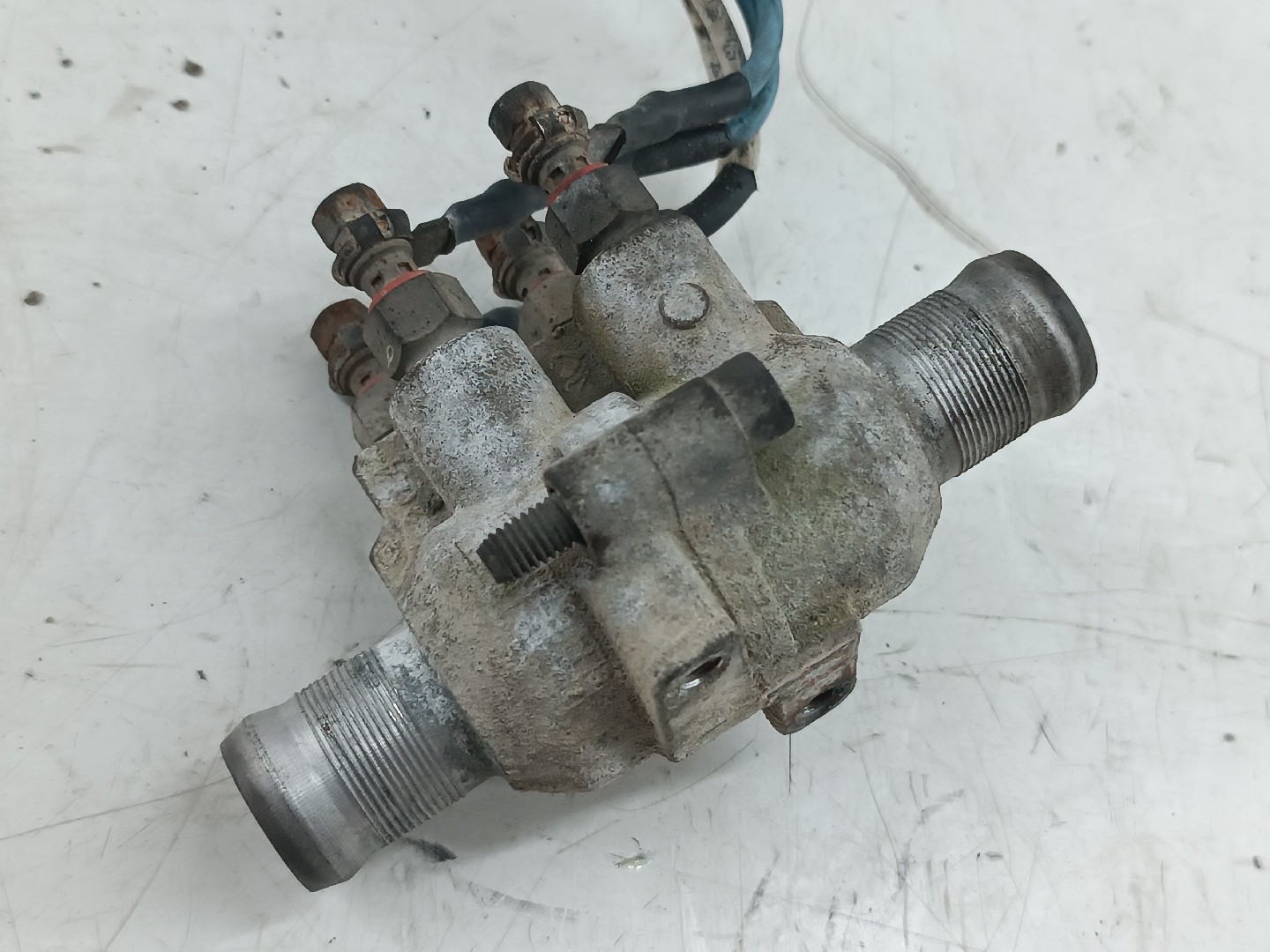 Pré-aquecimento da água de refrigeração RENAULT LAGUNA III (BT0/1) | 07 - 15 Imagem-2