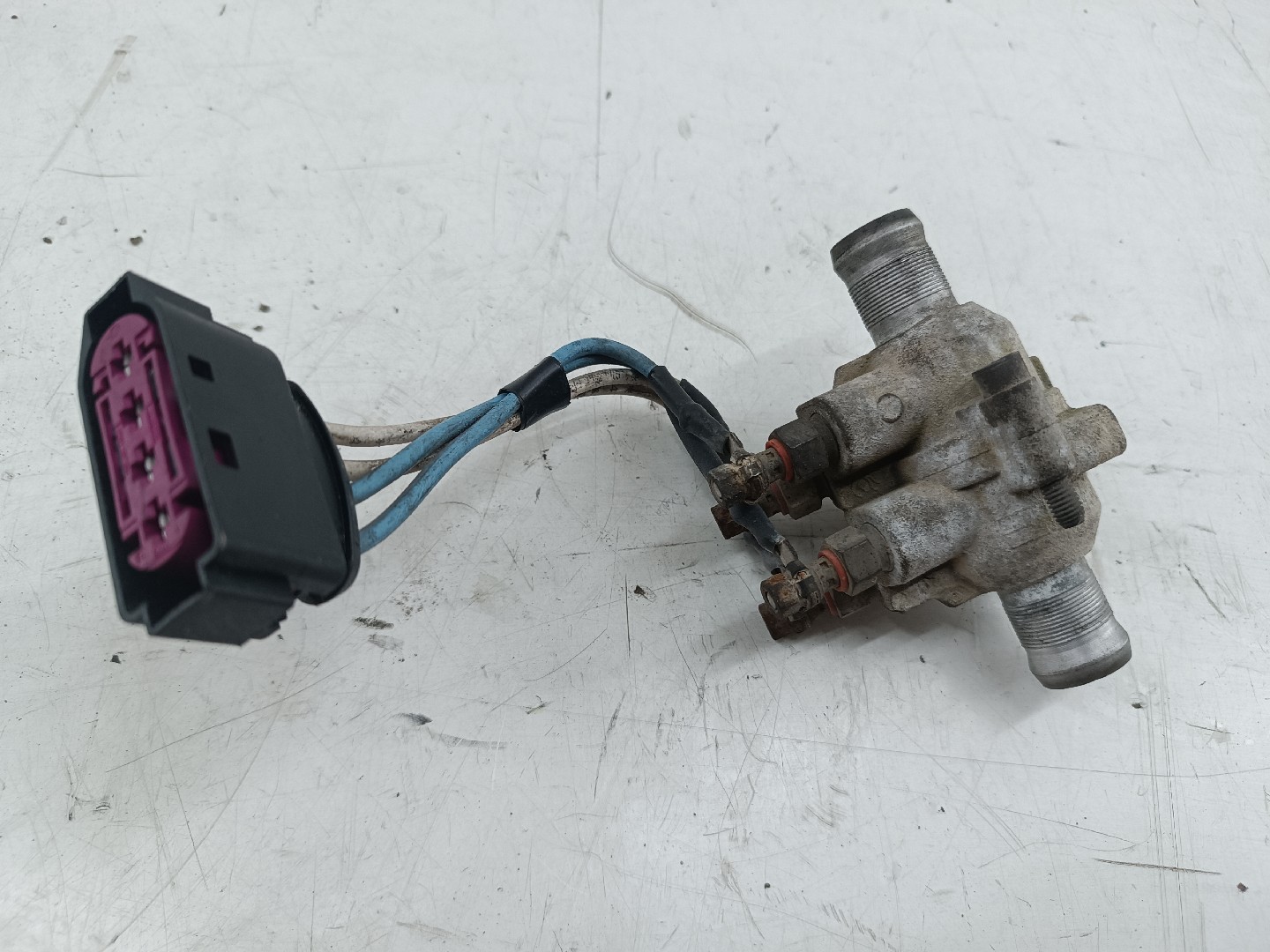 Pré-aquecimento da água de refrigeração RENAULT LAGUNA III (BT0/1) | 07 - 15 Imagem-4