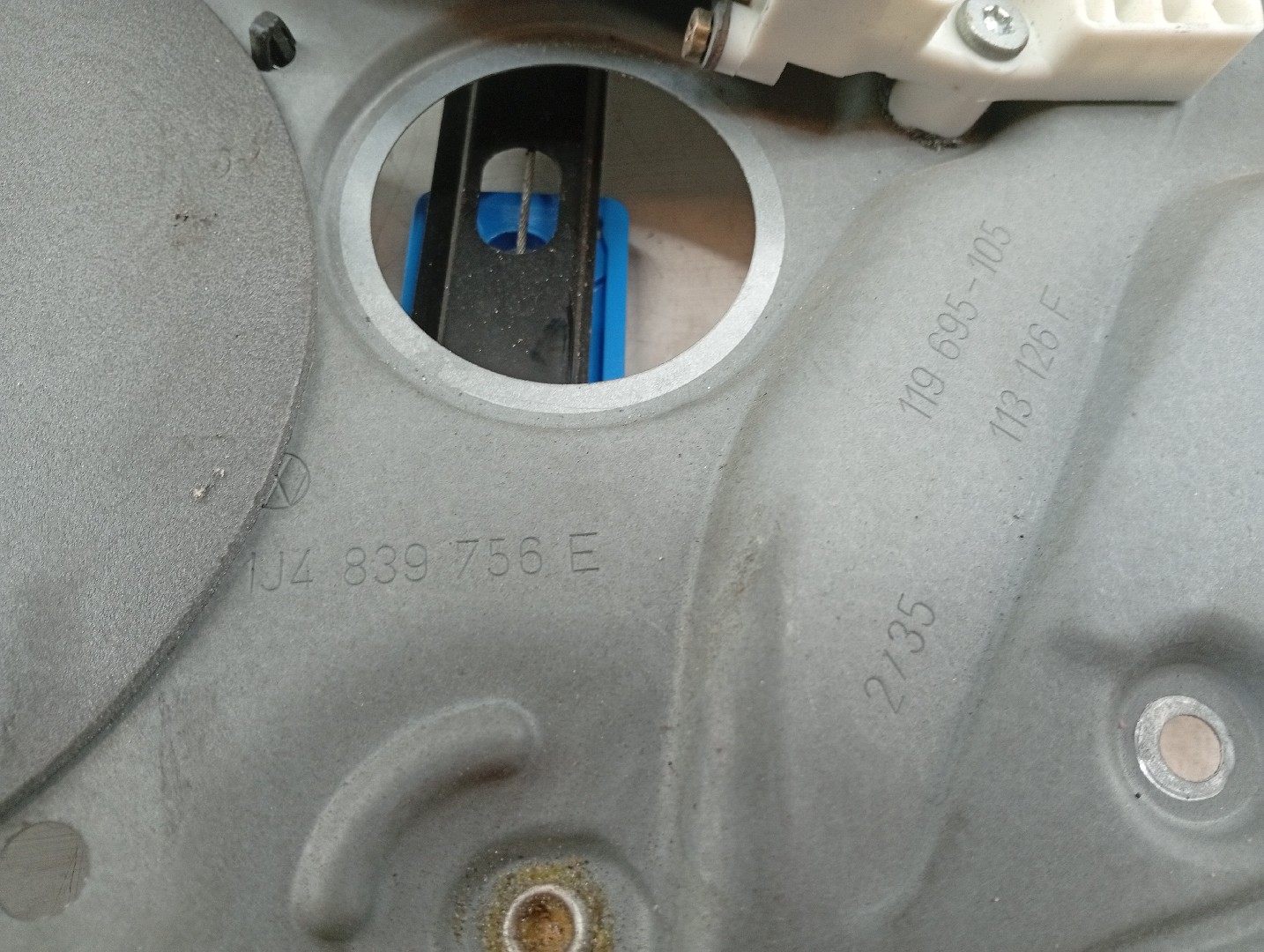 Elevador Trás Direito Elétrico VOLKSWAGEN GOLF IV (1J1) | 97 - 07 Imagem-3