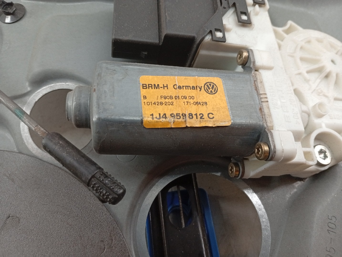 Elevador Trás Direito Elétrico VOLKSWAGEN GOLF IV (1J1) | 97 - 07 Imagem-2